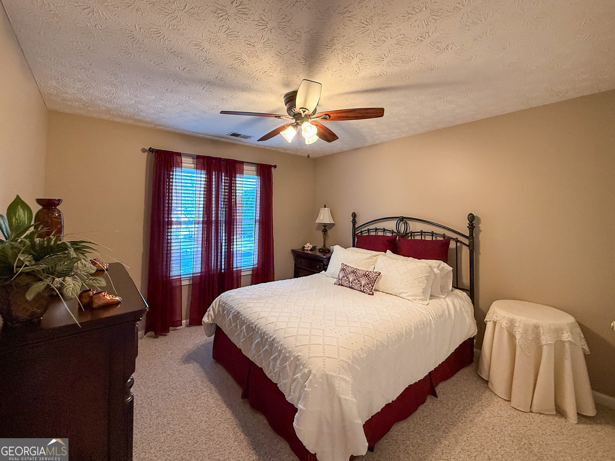 2380 Emerald Drive Property Photo 17