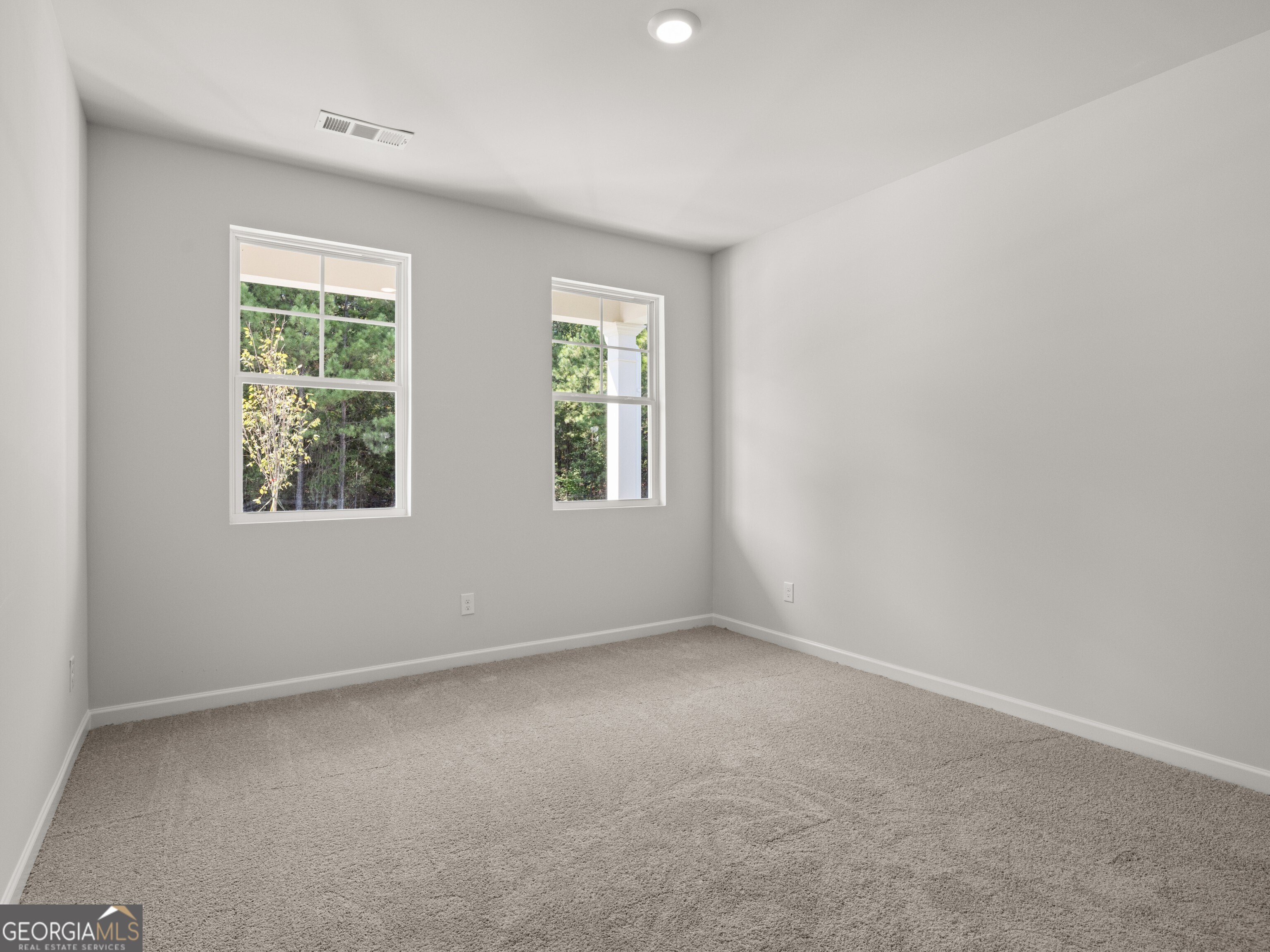 73 Grove Springs Court Property Photo 4