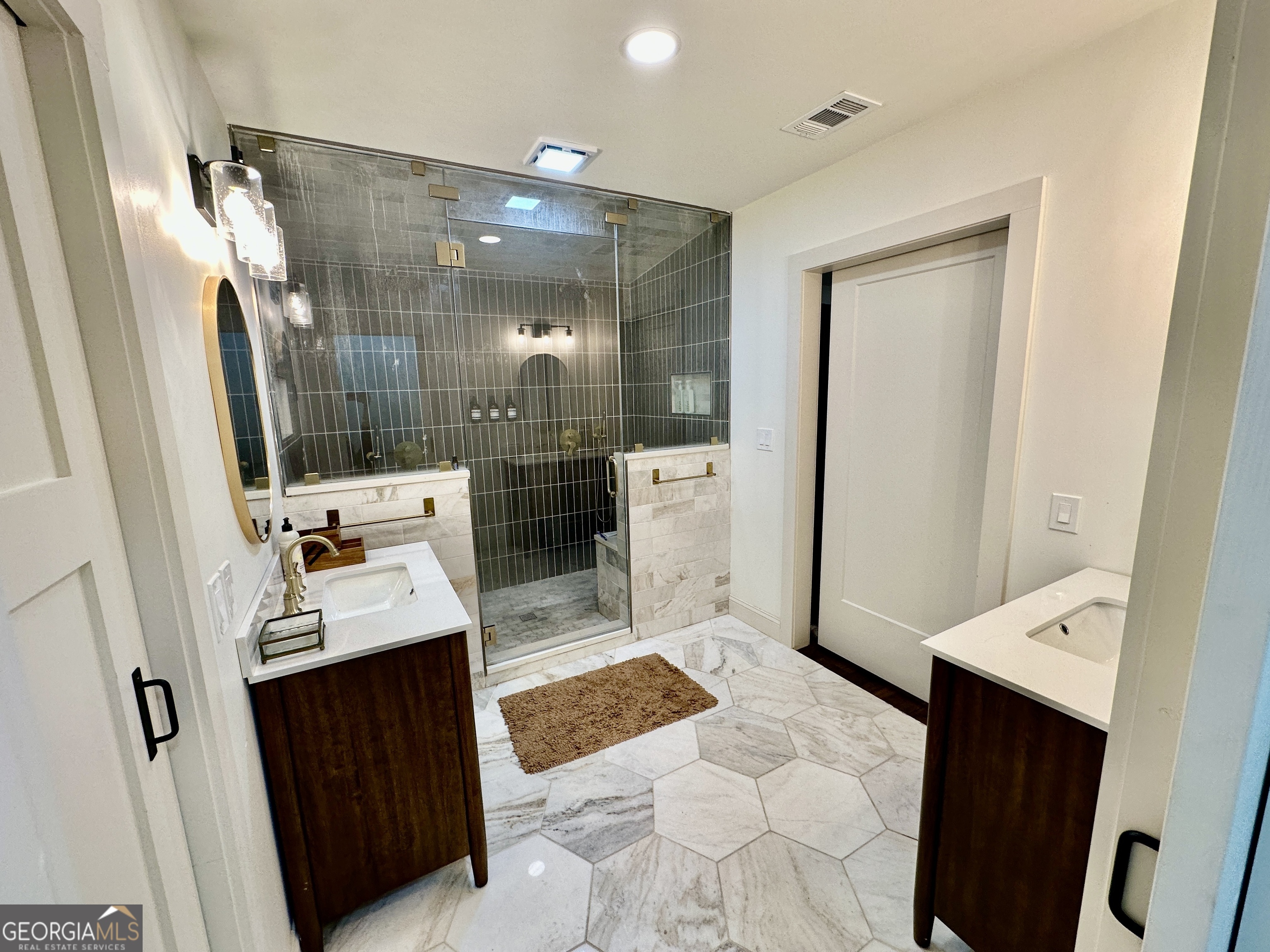 775 Ridgewood Avenue Property Photo 17
