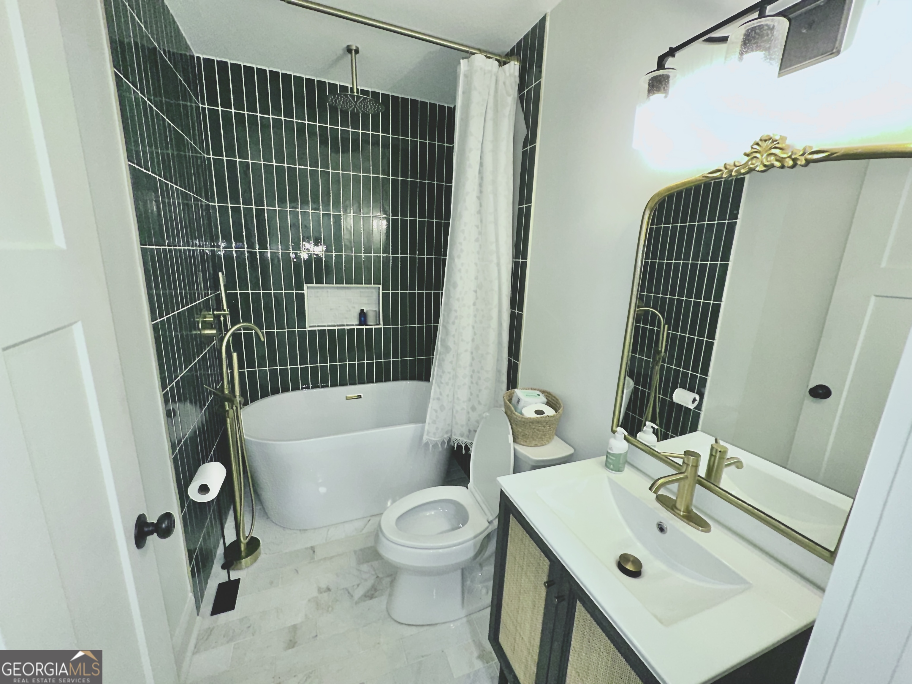 775 Ridgewood Avenue Property Photo 21