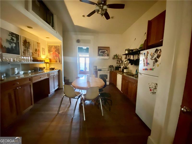 327 Edgewood Avenue Property Photo 9