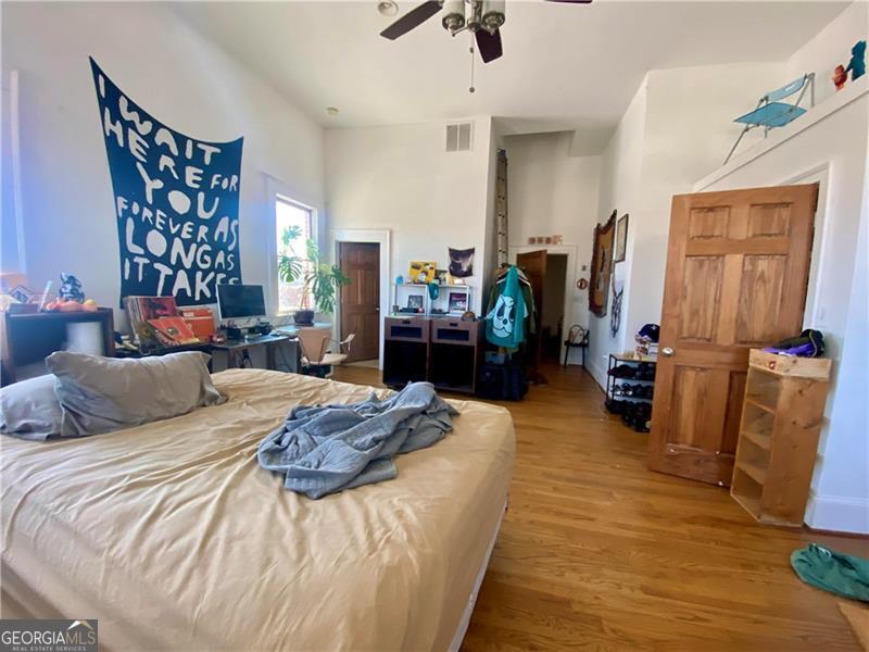327 Edgewood Avenue Property Photo 11