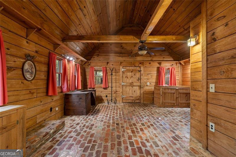 3401 Clay Road Property Photo 28
