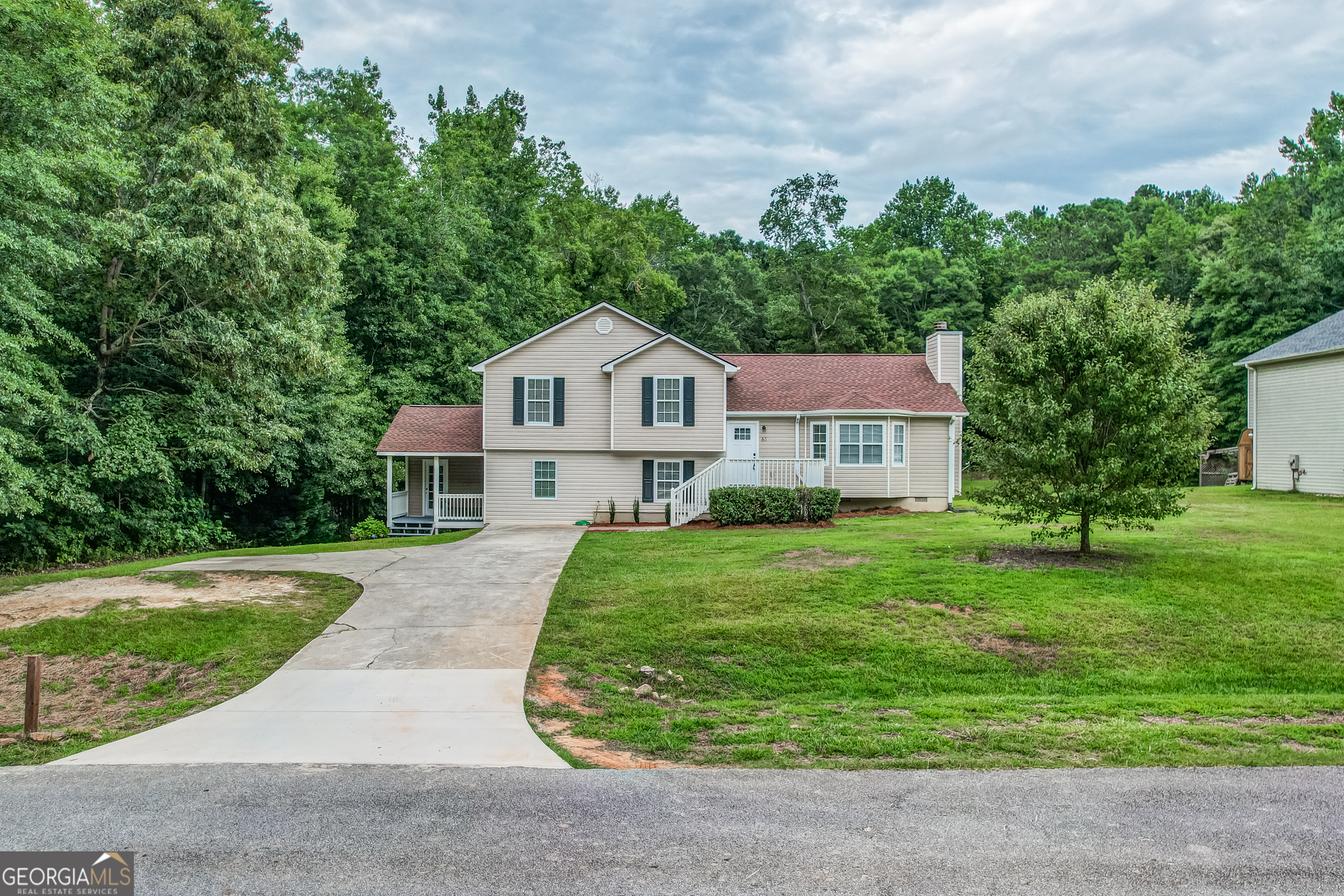 61 Meadowbrook Lane Property Photo 8