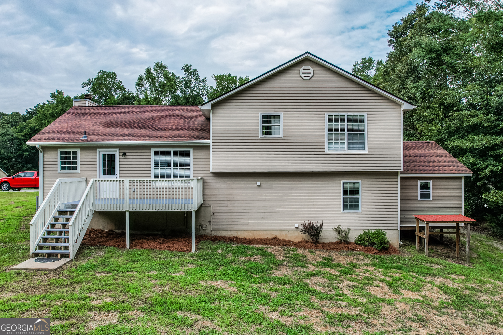 61 Meadowbrook Lane Property Photo 13
