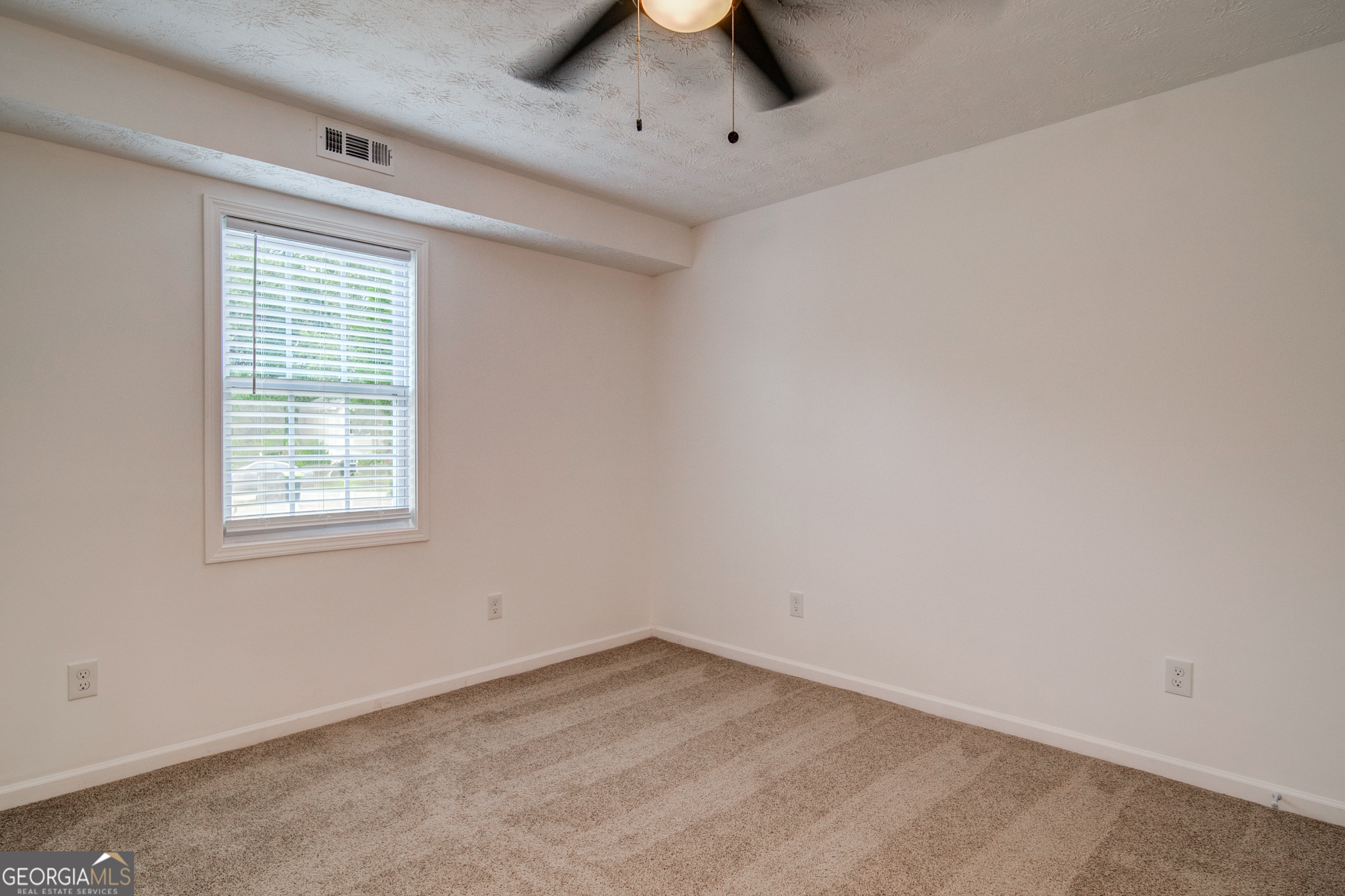 61 Meadowbrook Lane Property Photo 54