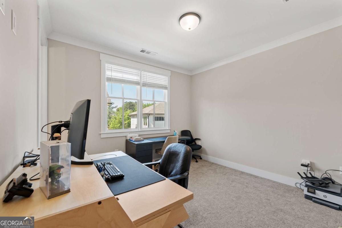 6135 Redwine Street Property Photo 2
