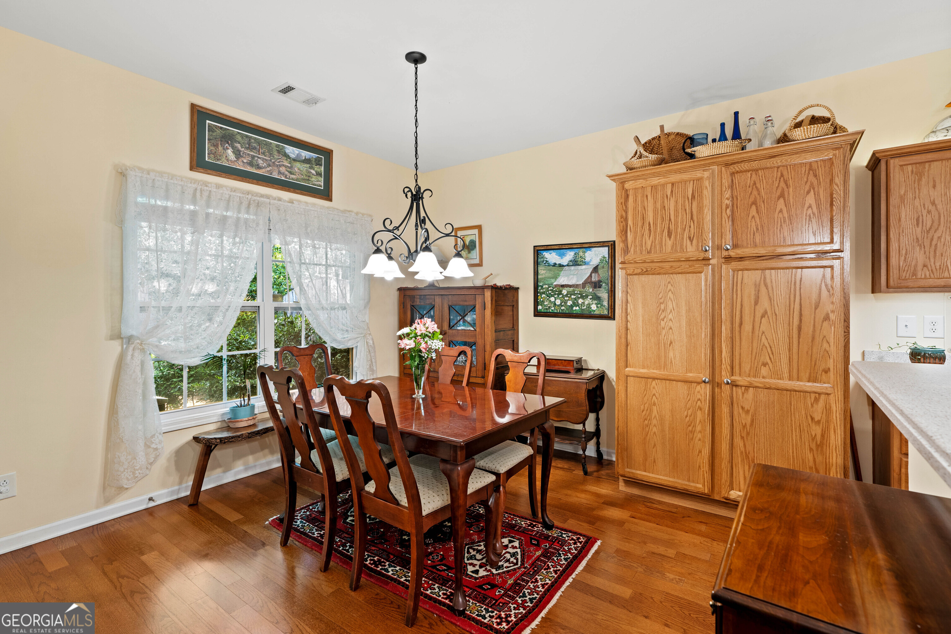 142 Senior Circle Property Photo 14