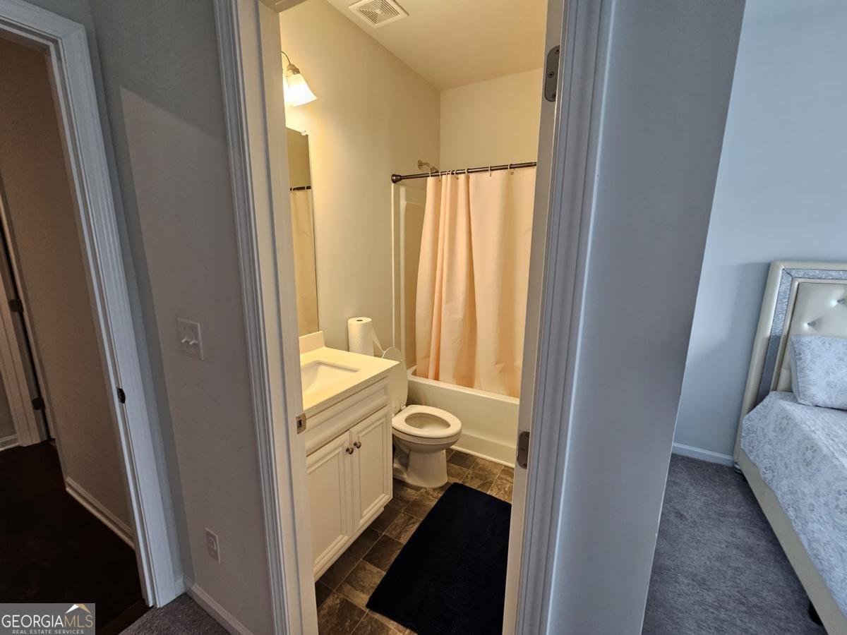 7475 Easton Valley Lane Property Photo 16