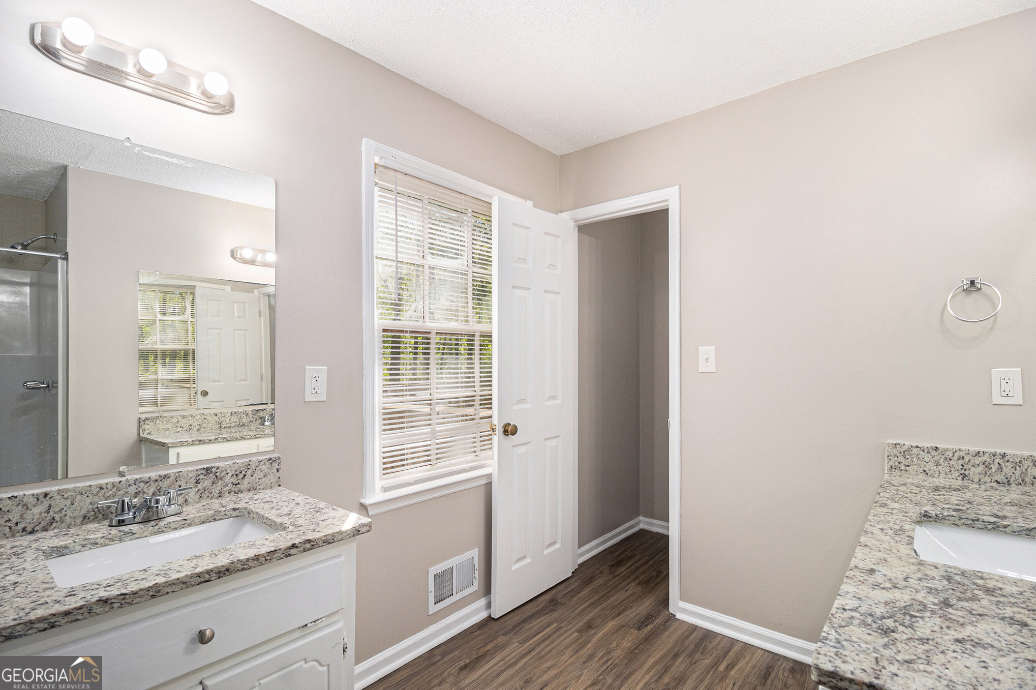 464 Meadowbrook Drive Property Photo 19