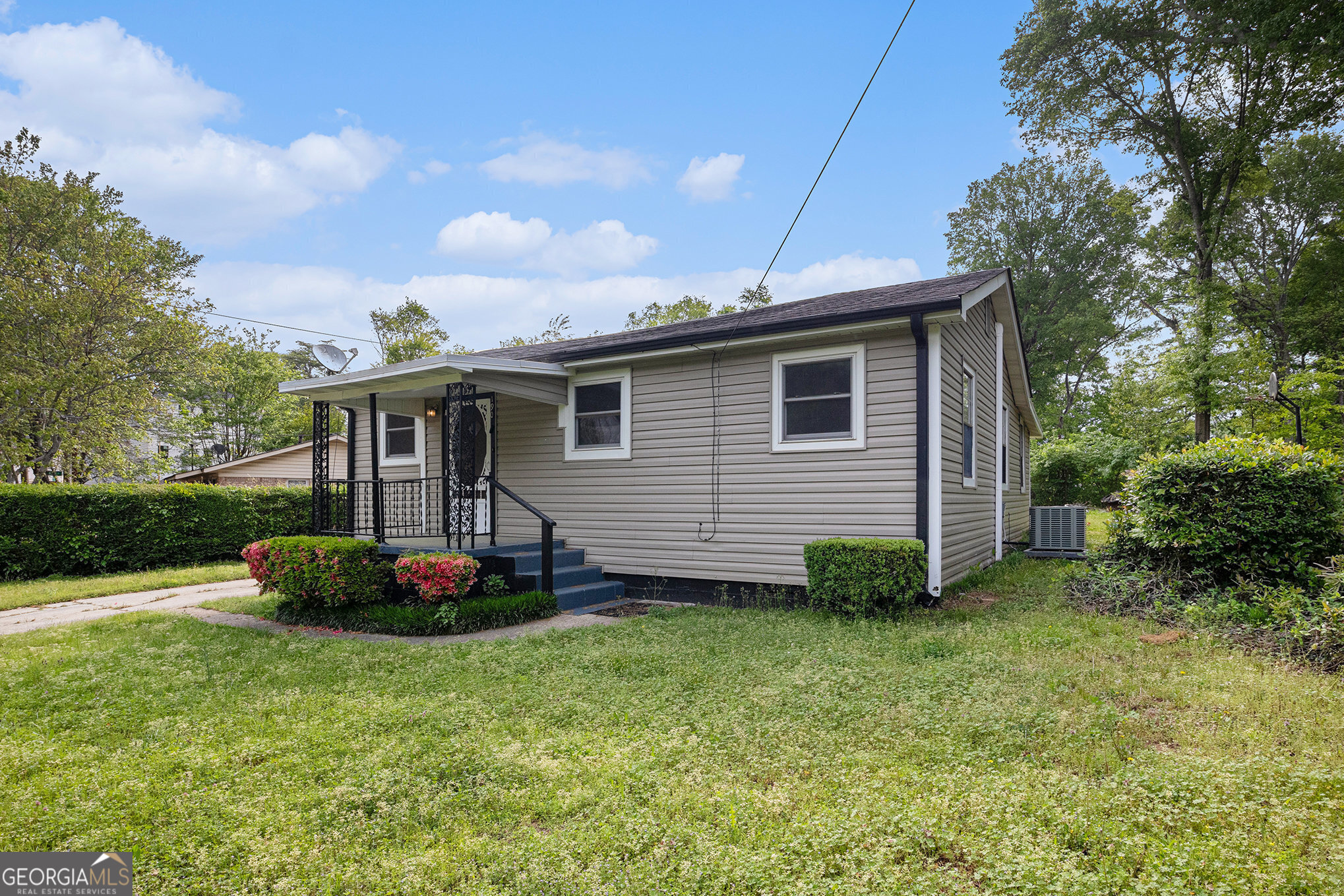 190 Derby Street Property Photo 2