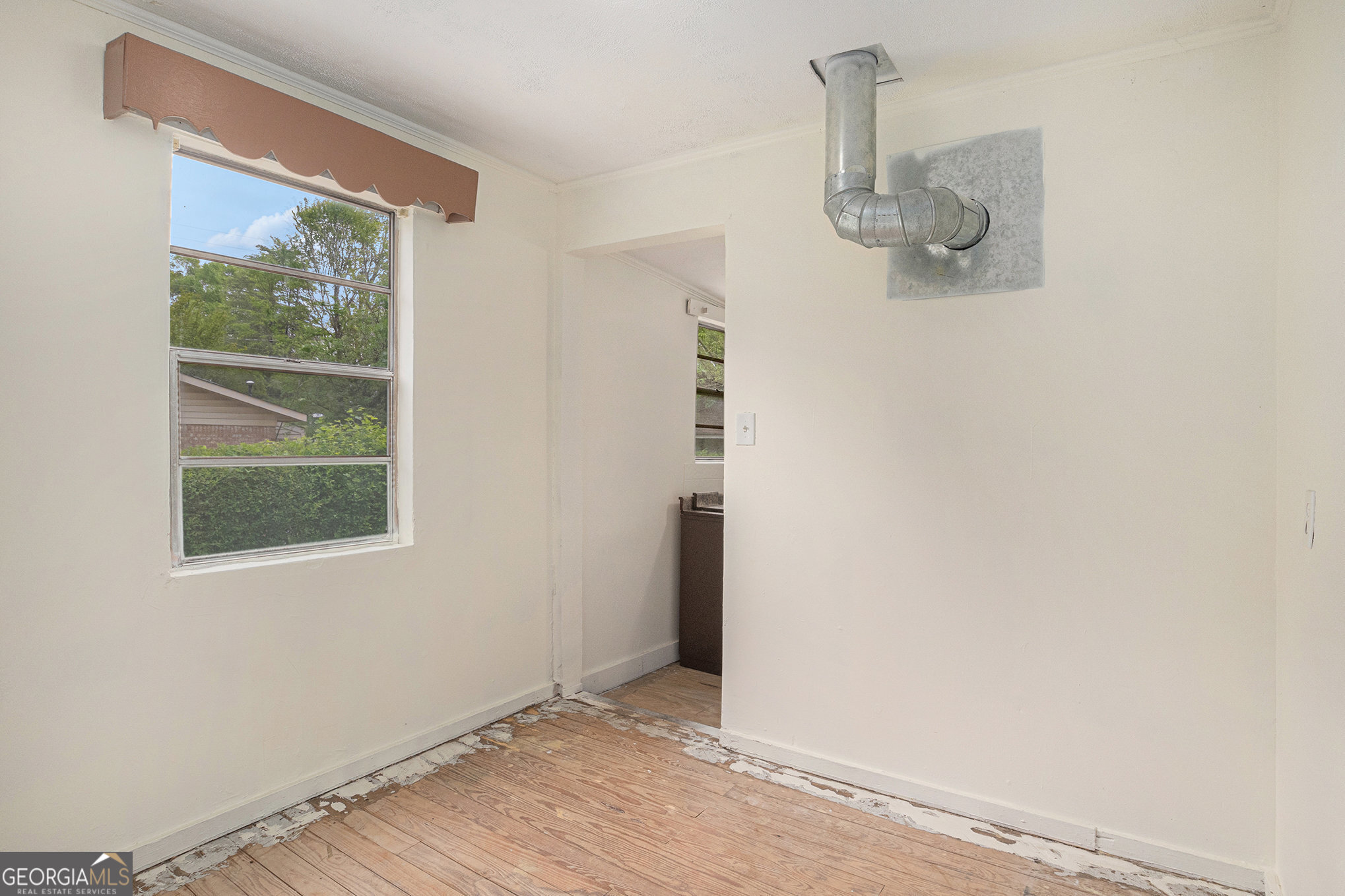 190 Derby Street Property Photo 12