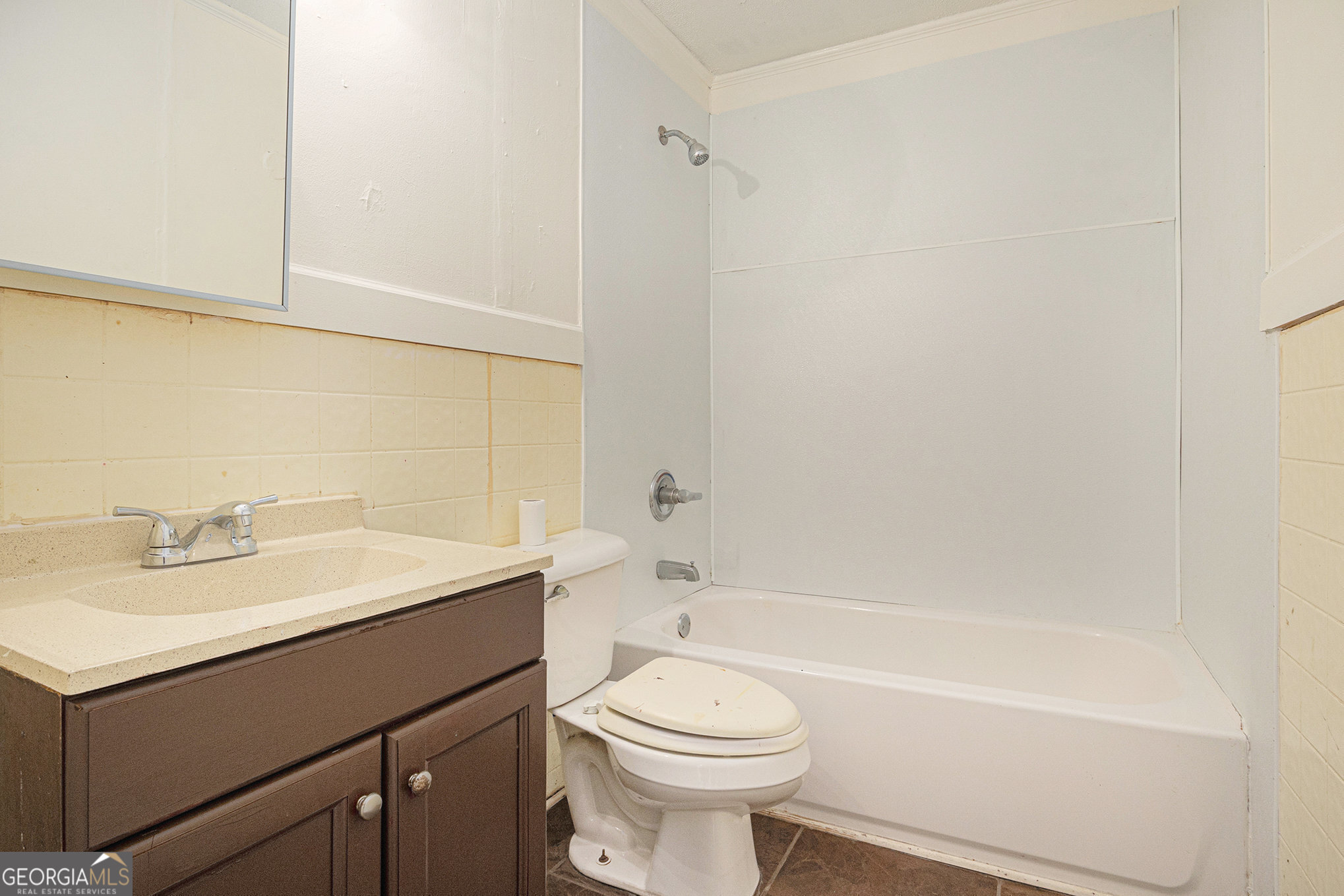 190 Derby Street Property Photo 17
