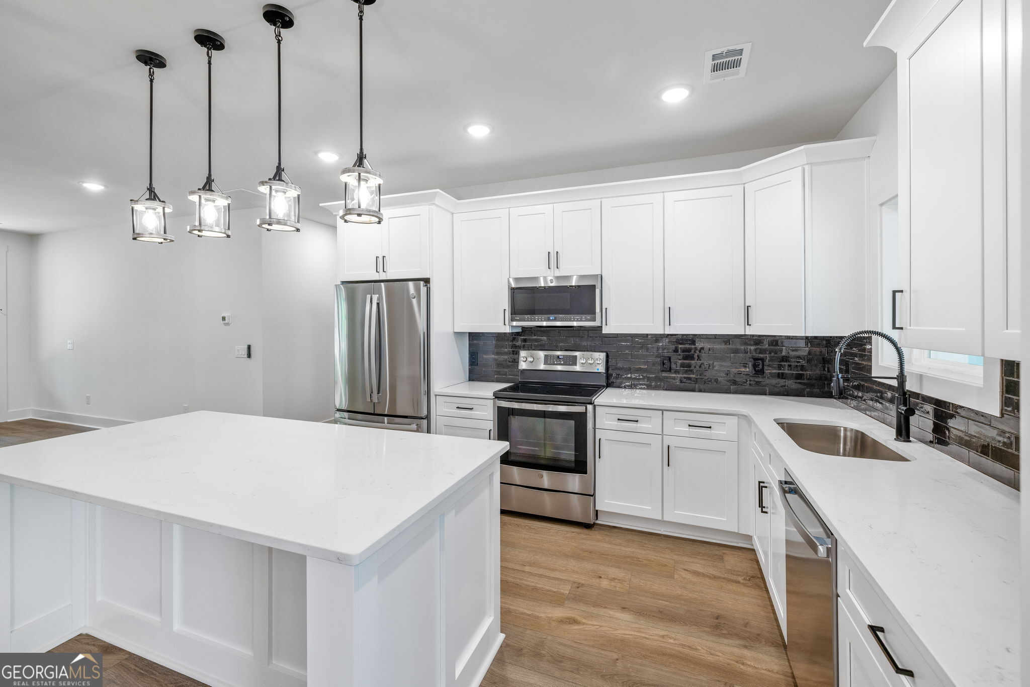 122 Planters Pointe Drive Property Photo 12