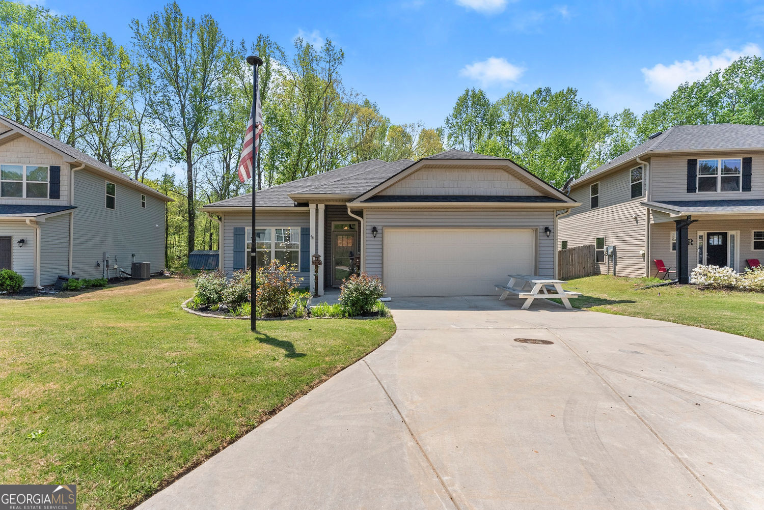 456 Highland Pointe Drive Property Photo