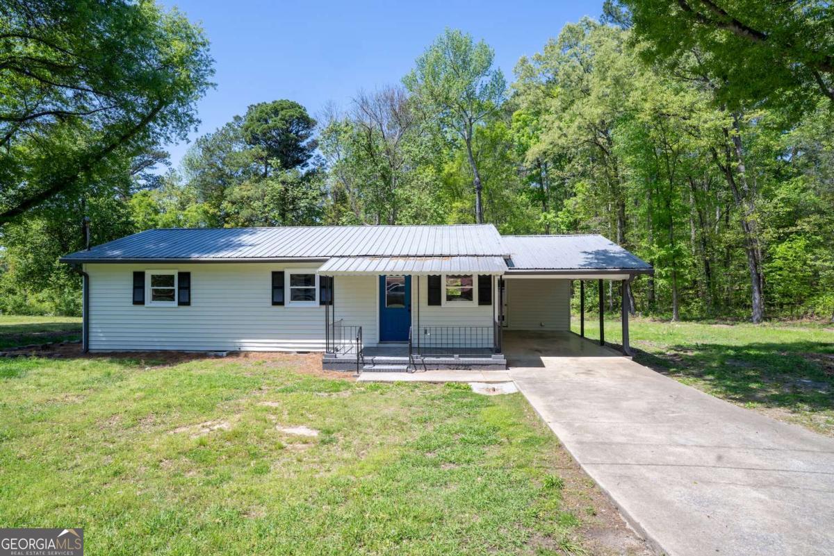 9 Oreburg Road Nw Property Photo 1