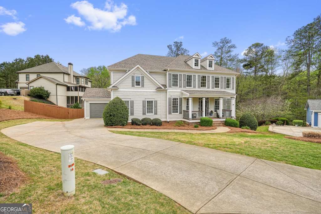 603 Redcoat Circle Property Photo 4