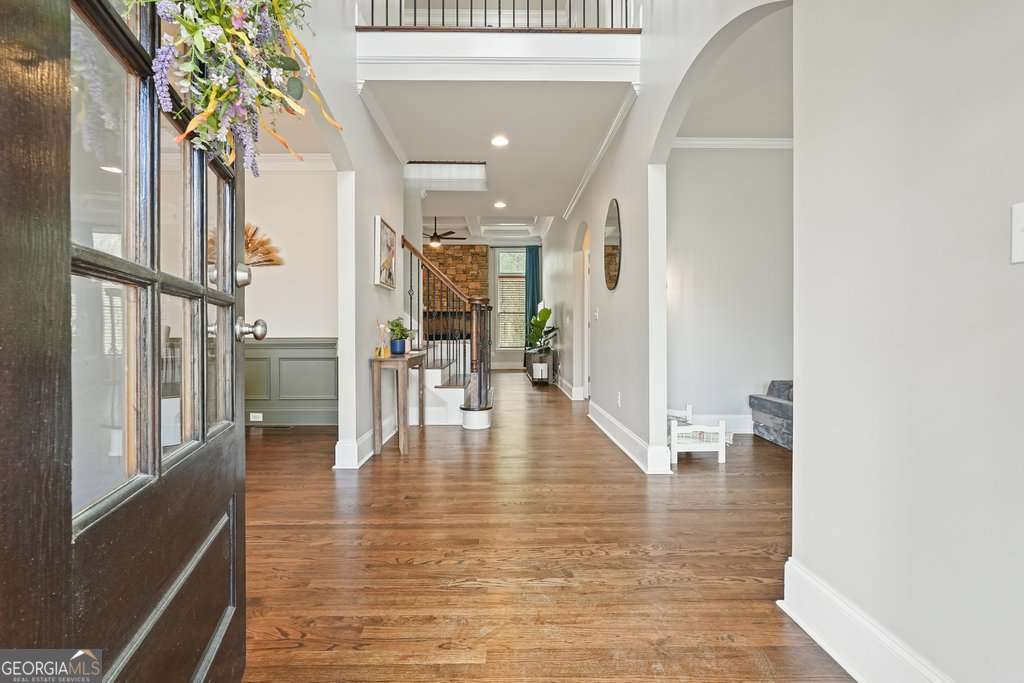 603 Redcoat Circle Property Photo 8