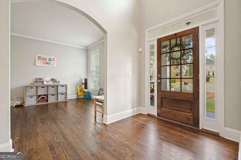 603 Redcoat Circle Property Photo 9