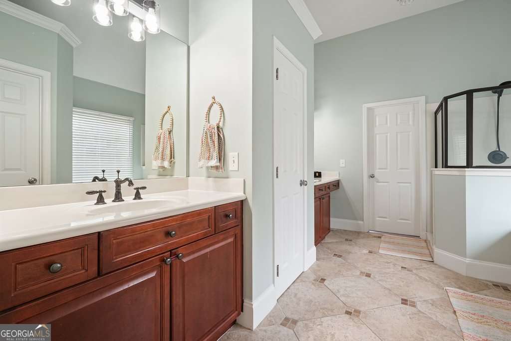 603 Redcoat Circle Property Photo 38