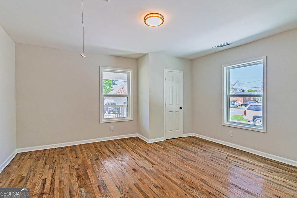 111 Ford Street Property Photo 6