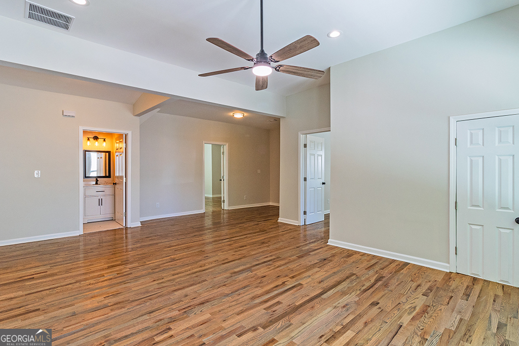111 Ford Street Property Photo 9