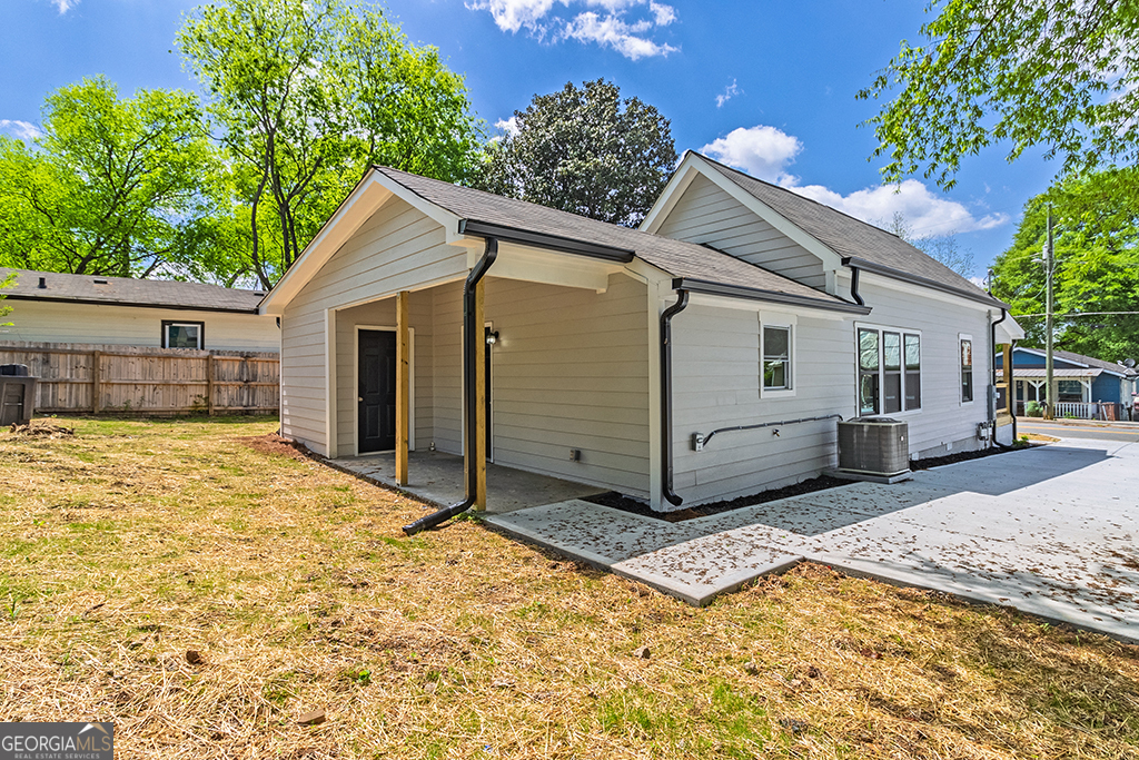 111 Ford Street Property Photo 14