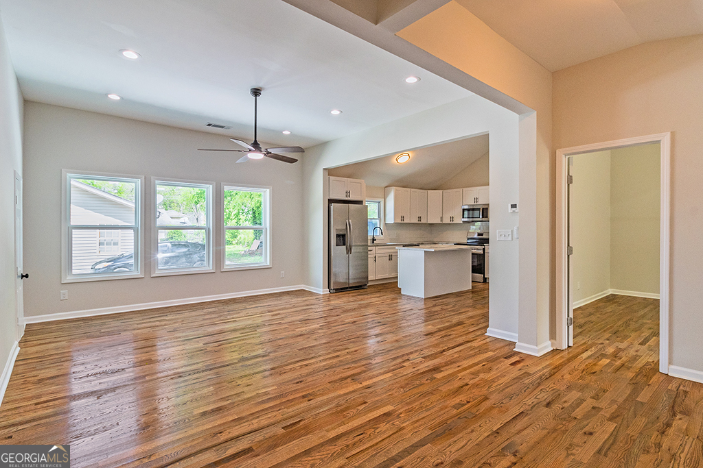 111 Ford Street Property Photo 16