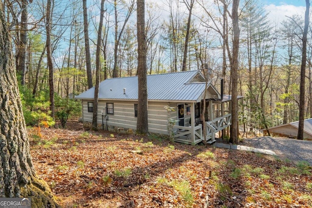 250 Chinkapin Drive Property Photo 2