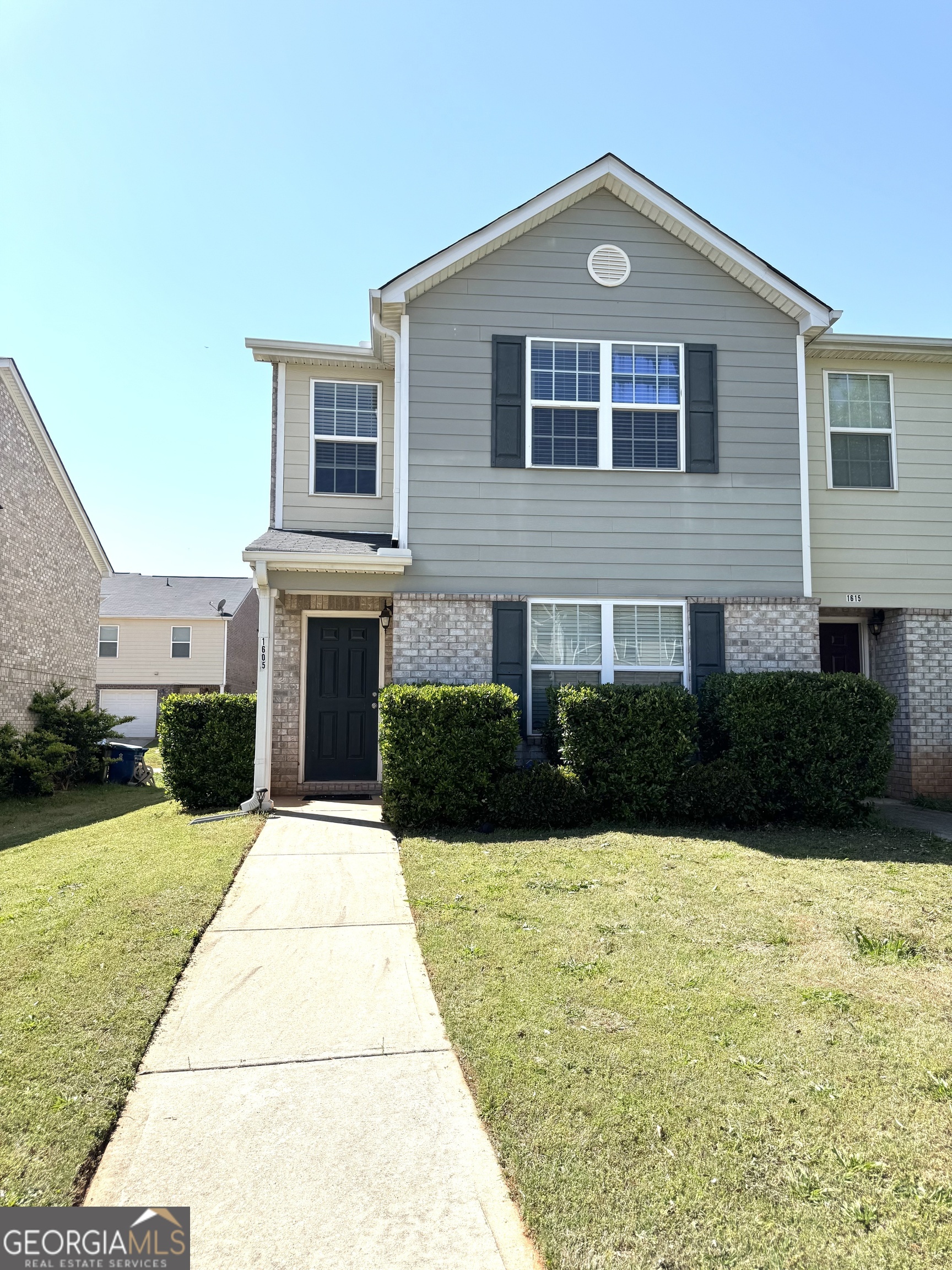 1605 Hydrangea Lane Property Photo 1