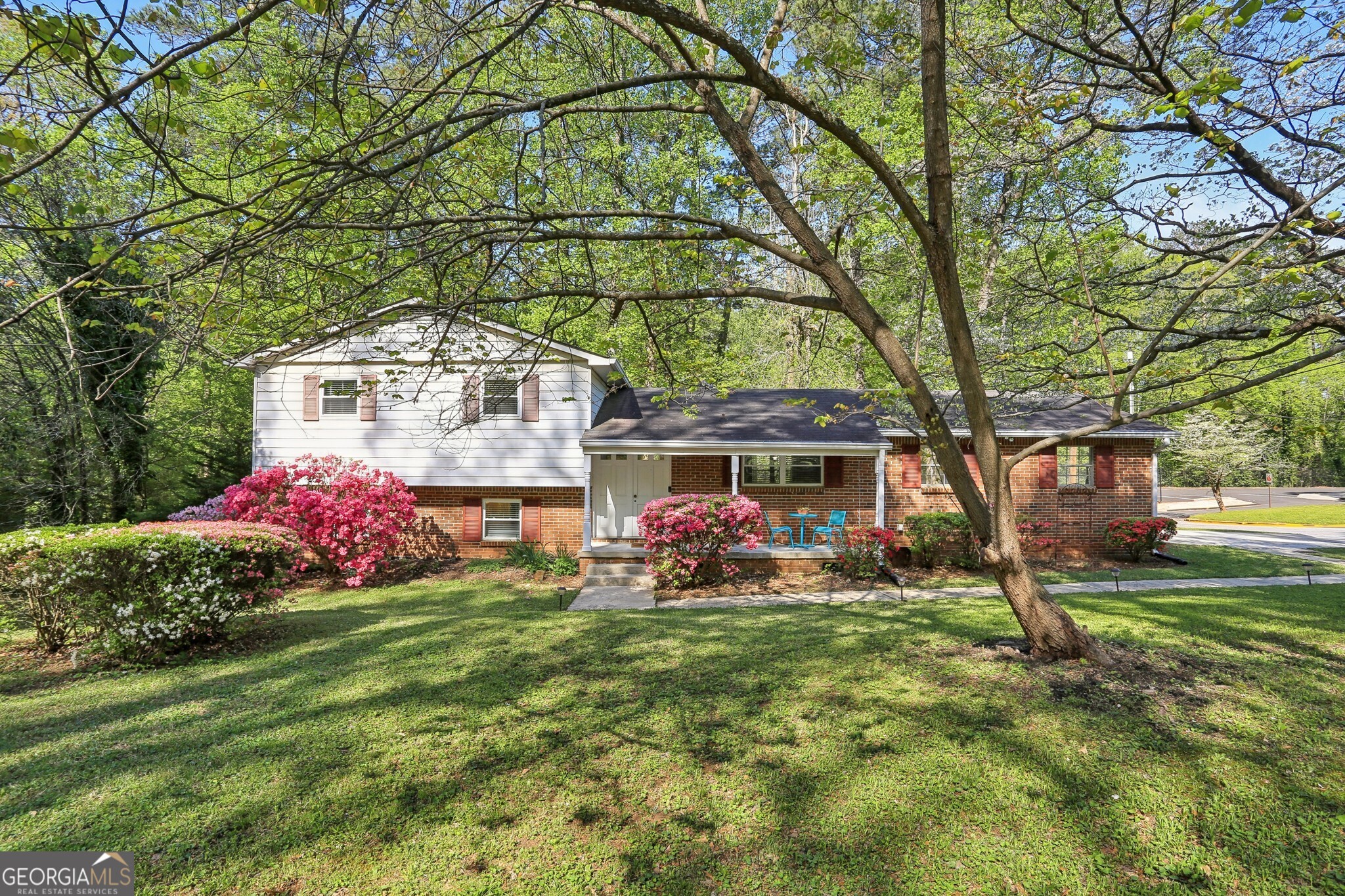 1649 Clairmont Way Ne Property Photo 1