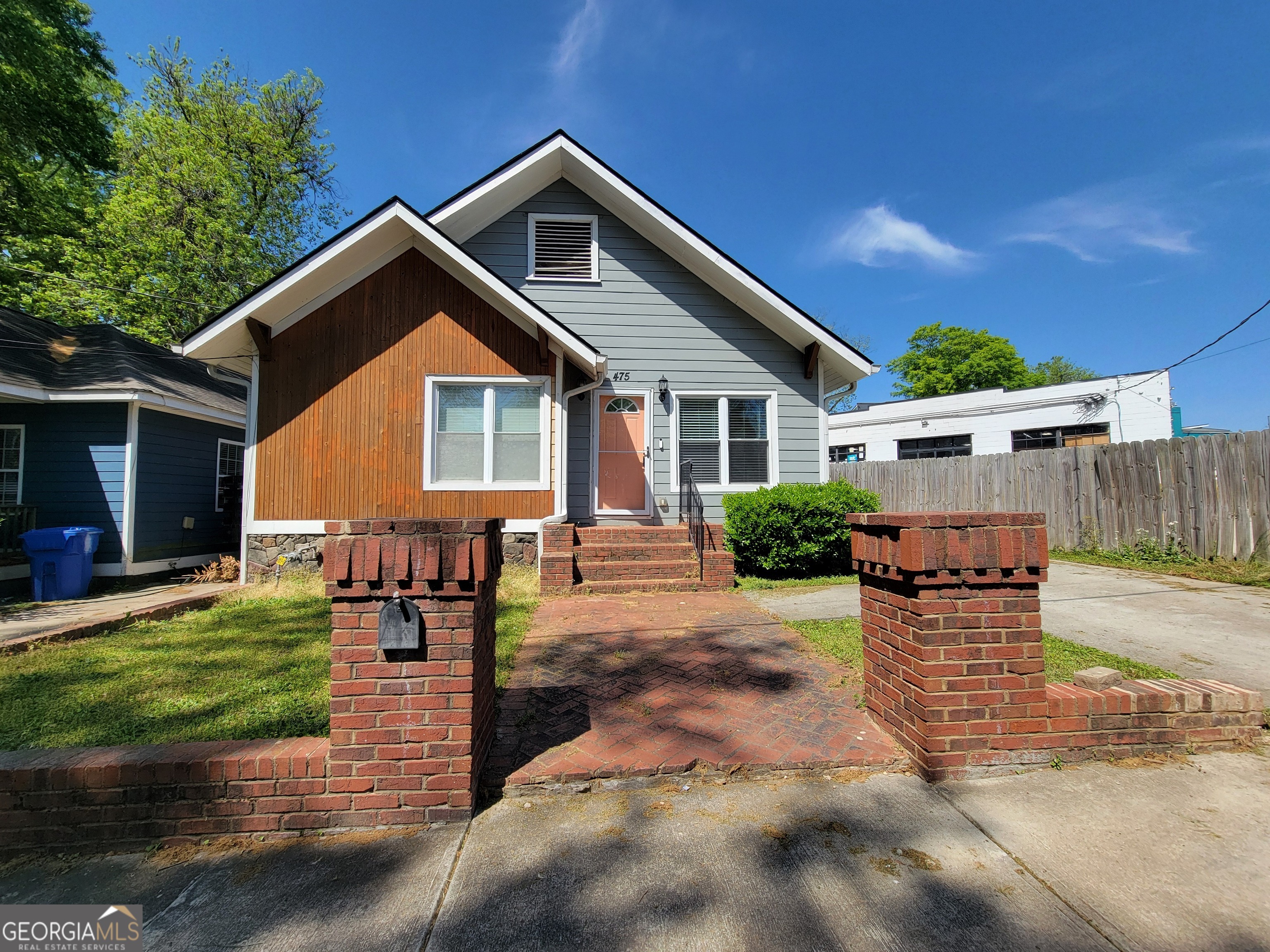 475 Willard Avenue Sw Property Photo 1