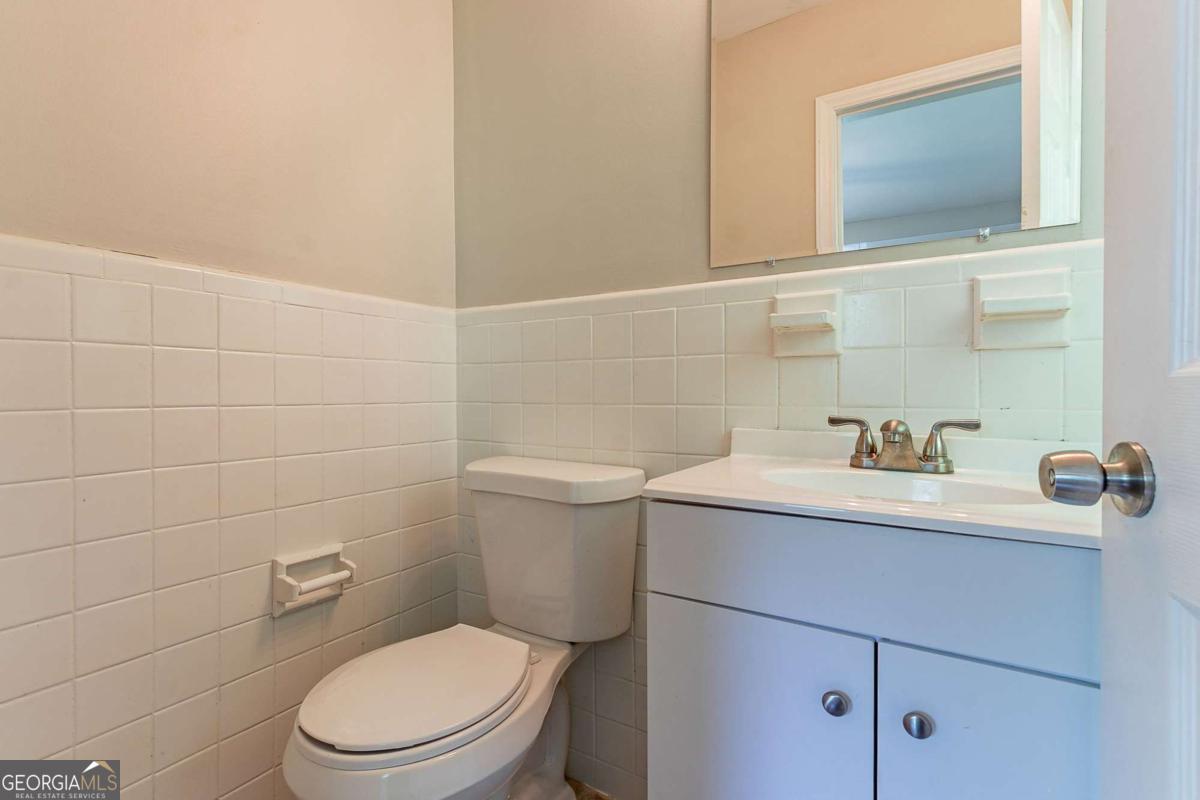 2345 Leith Avenue Property Photo 18