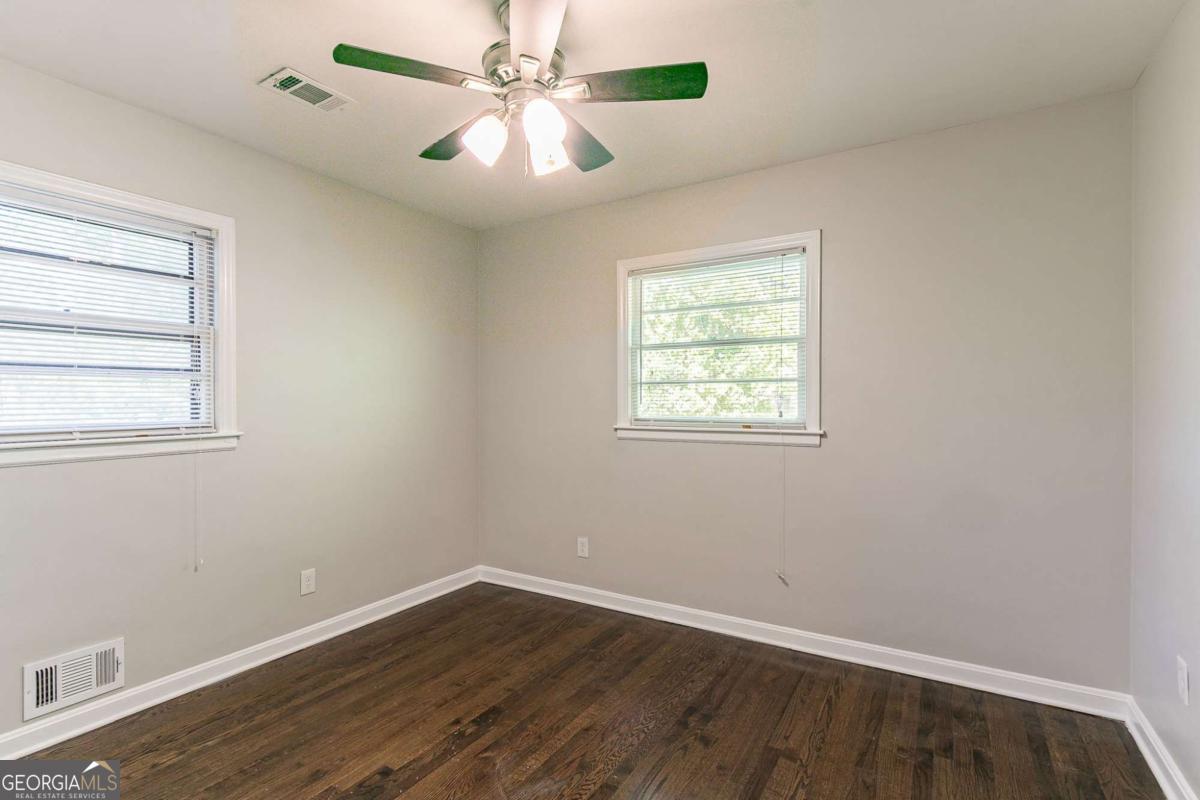 2345 Leith Avenue Property Photo 19
