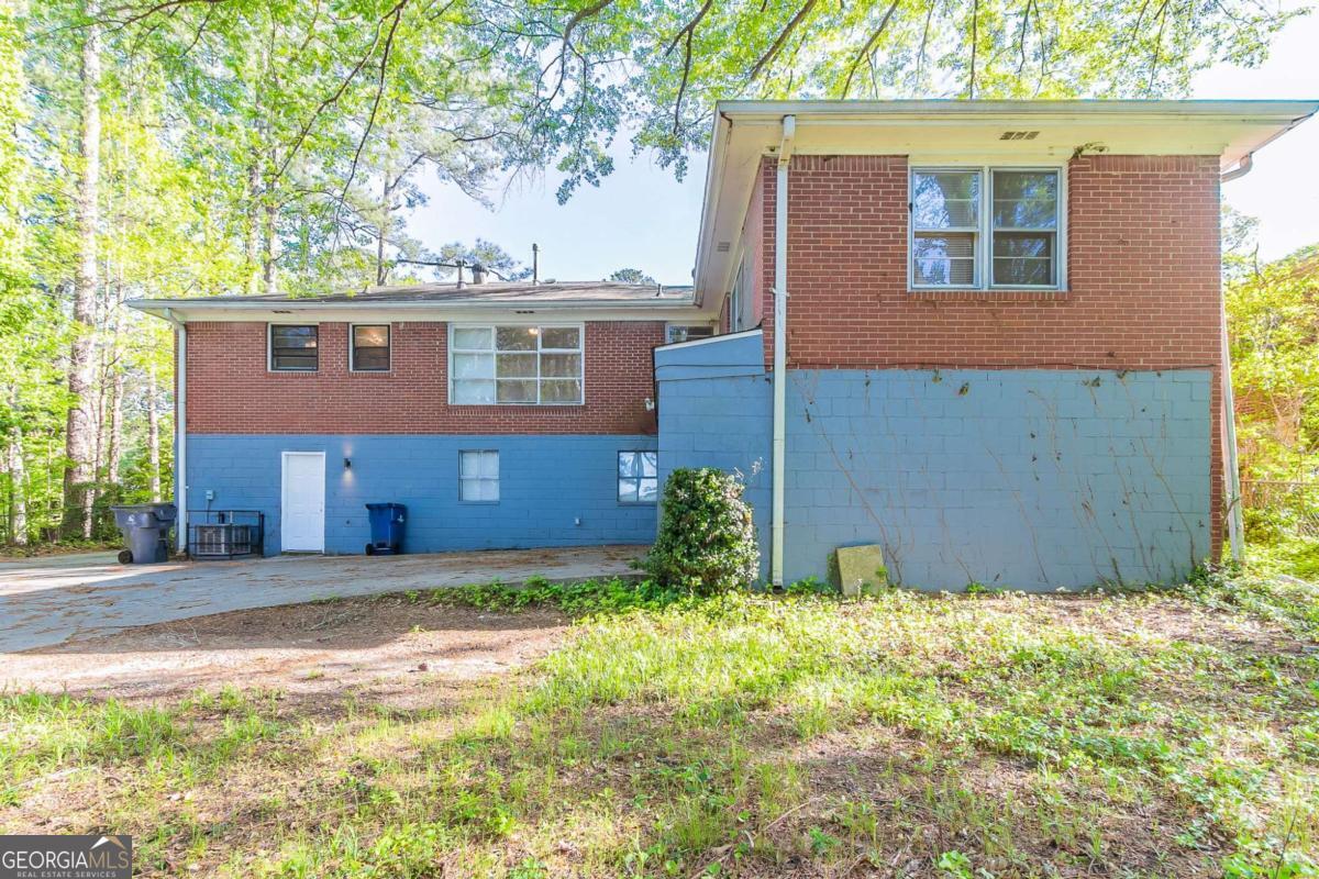 2345 Leith Avenue Property Photo 25