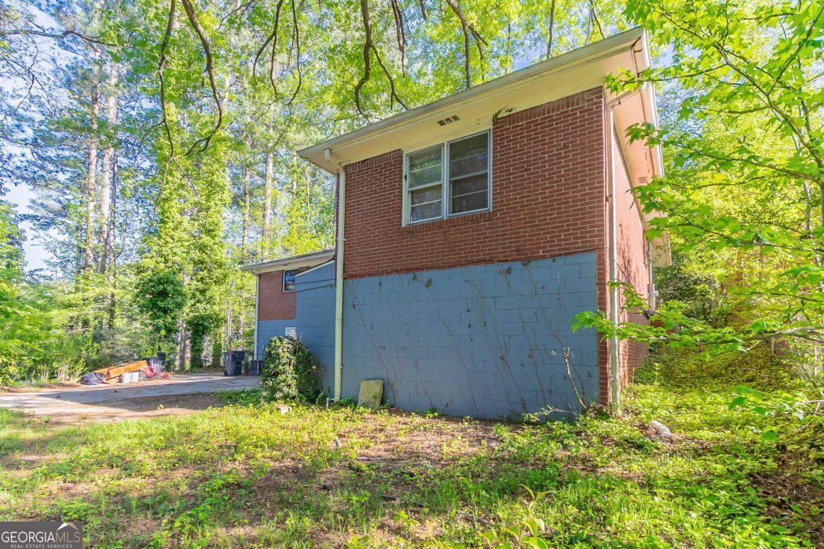 2345 Leith Avenue Property Photo 26