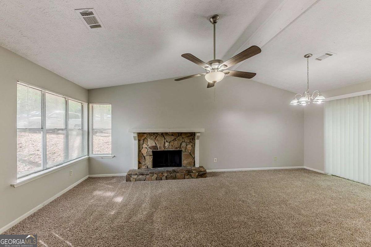 5307 Jay Way Nw Property Photo 5