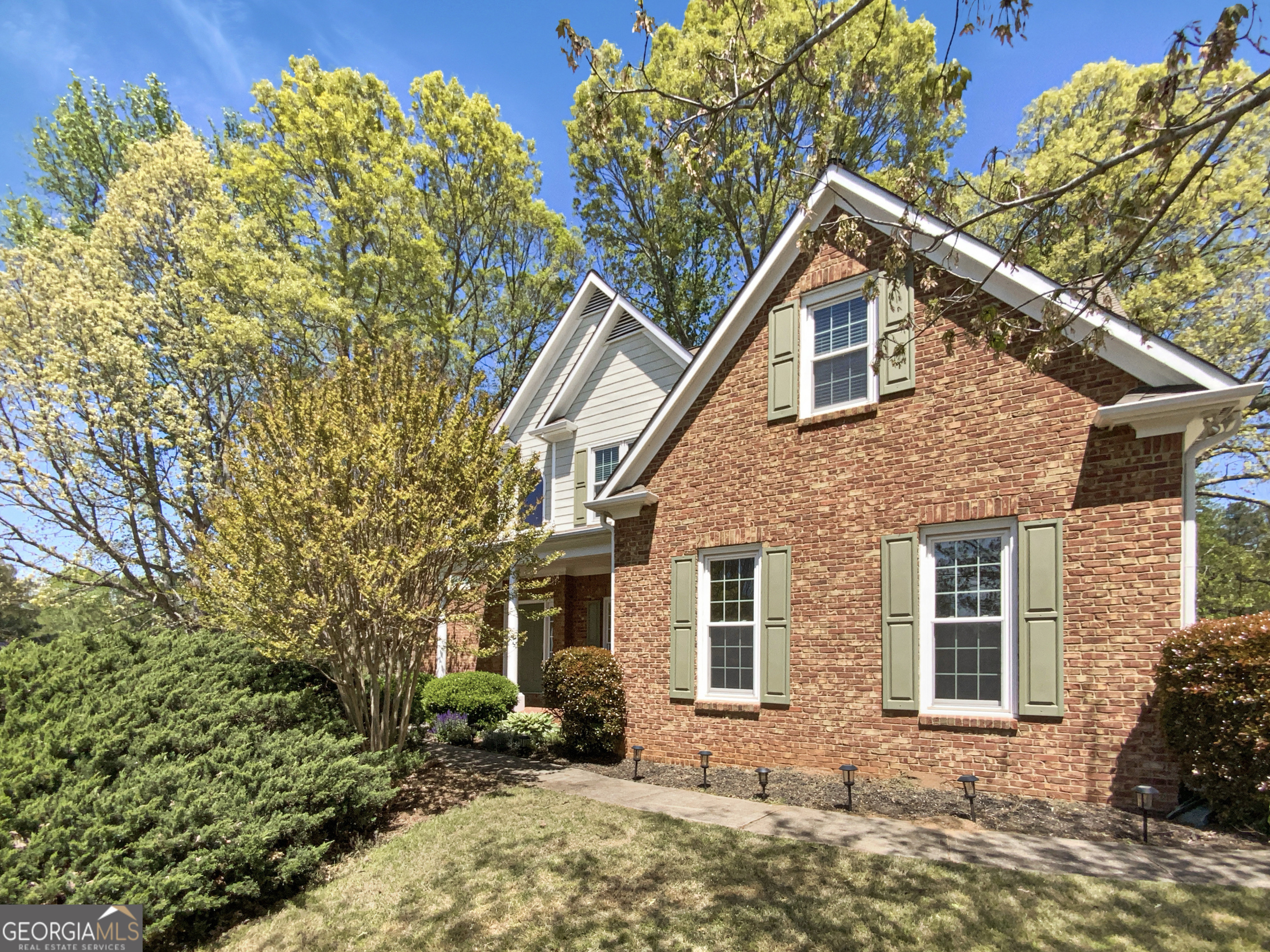6105 Ivey Hill Drive Property Photo 1