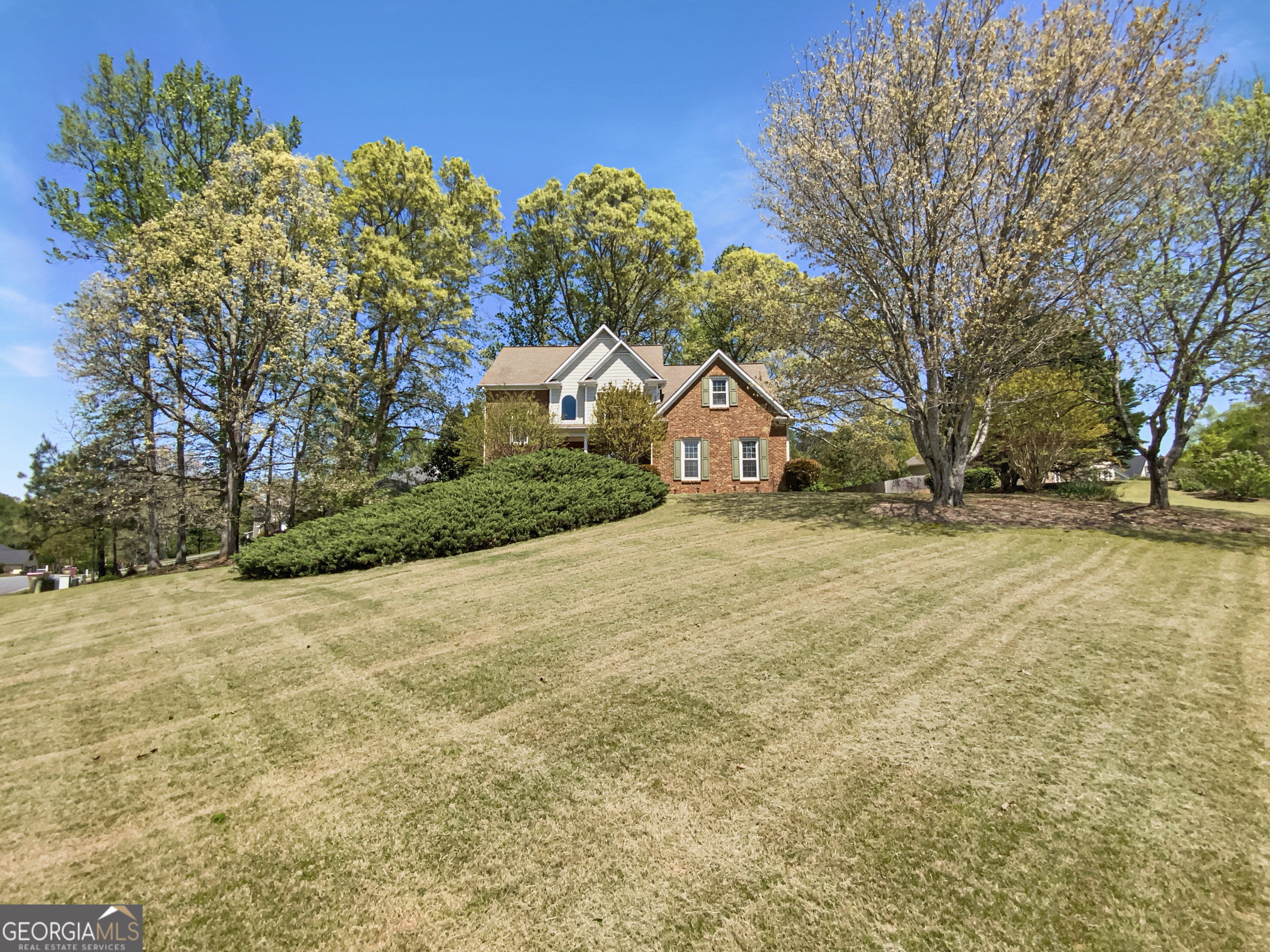 6105 Ivey Hill Drive Property Photo 9