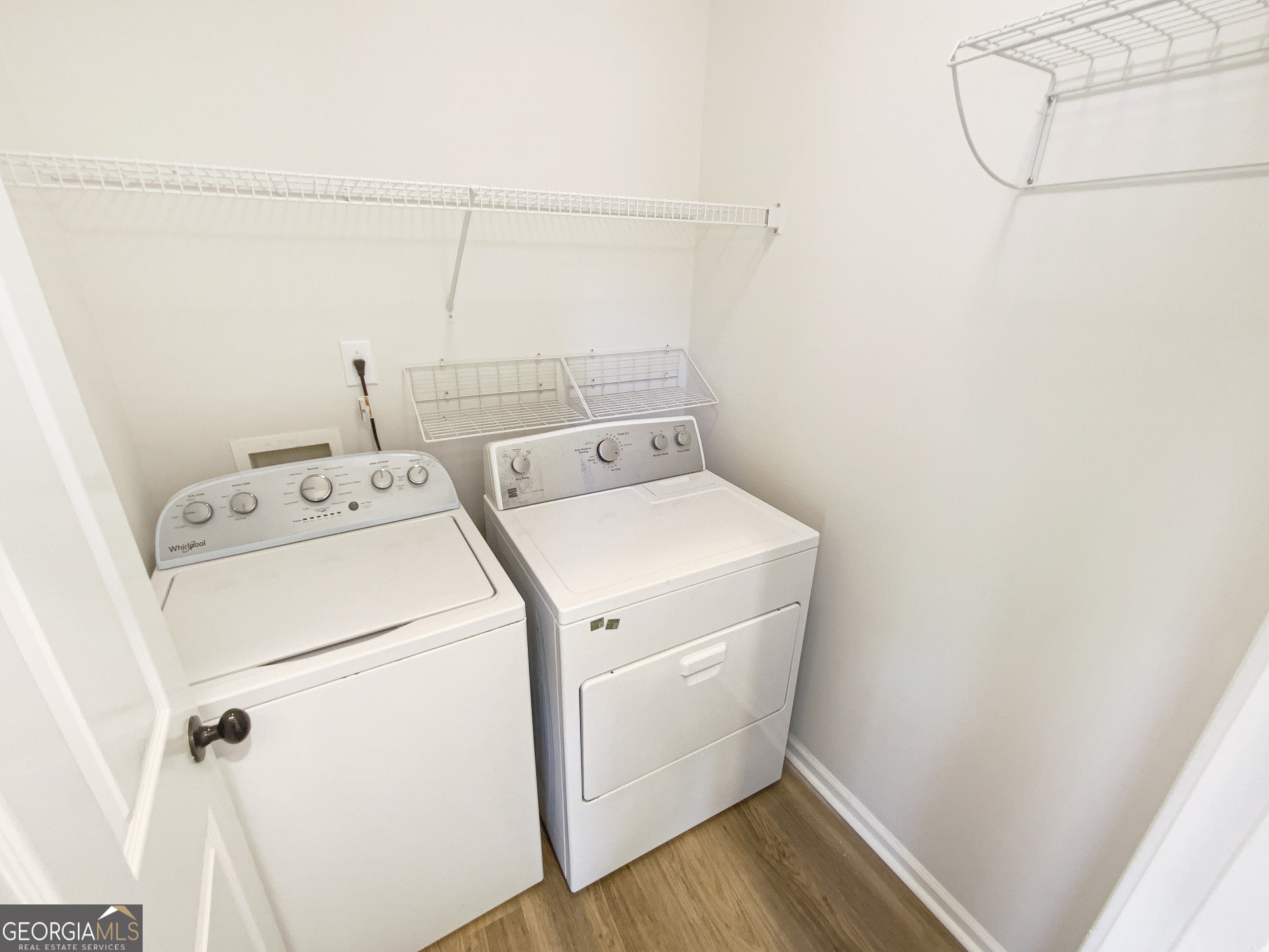 6105 Ivey Hill Drive Property Photo 15