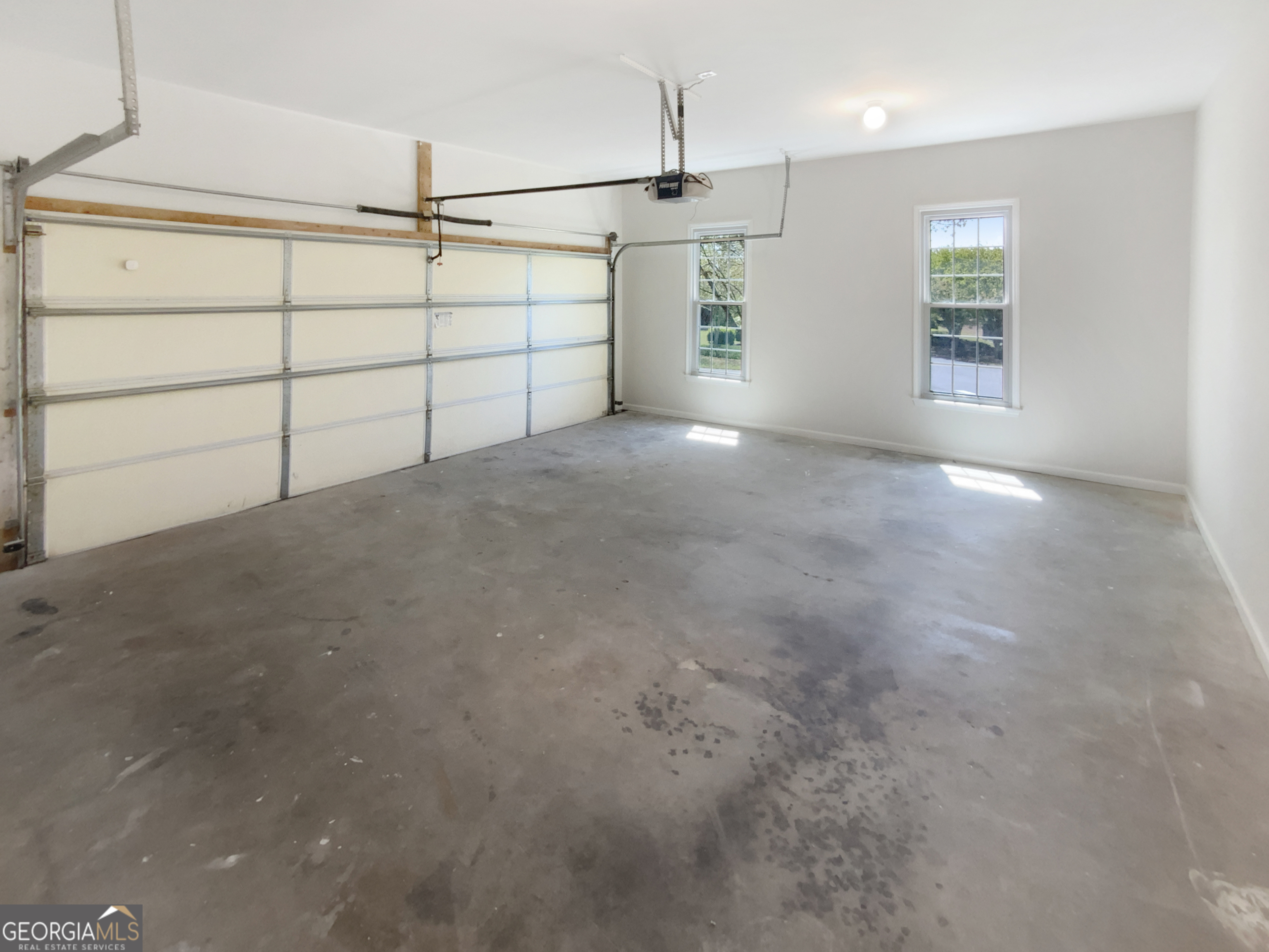 6105 Ivey Hill Drive Property Photo 16