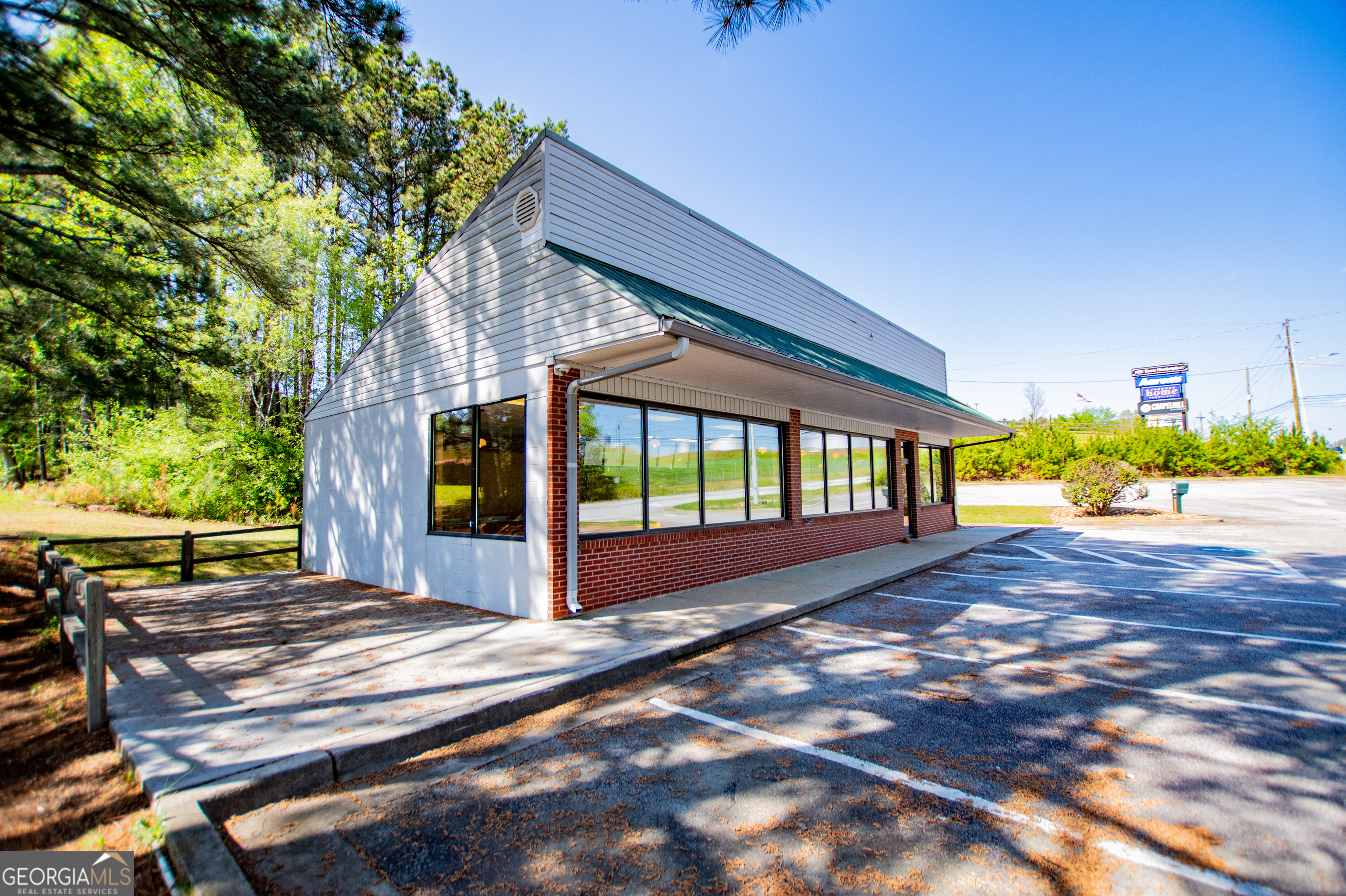1071 Alabama Avenue Property Photo 10