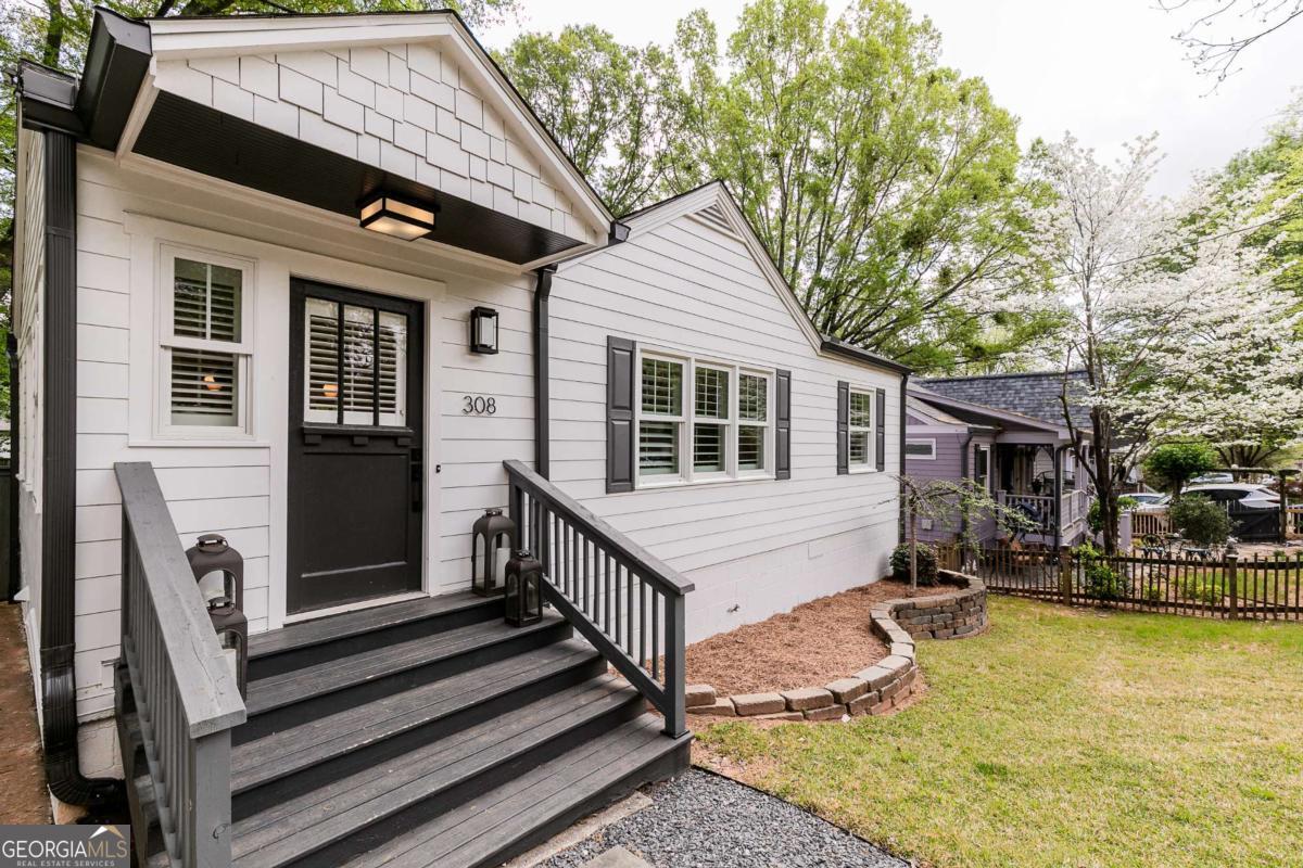 308 Greenwood Avenue Property Photo 1