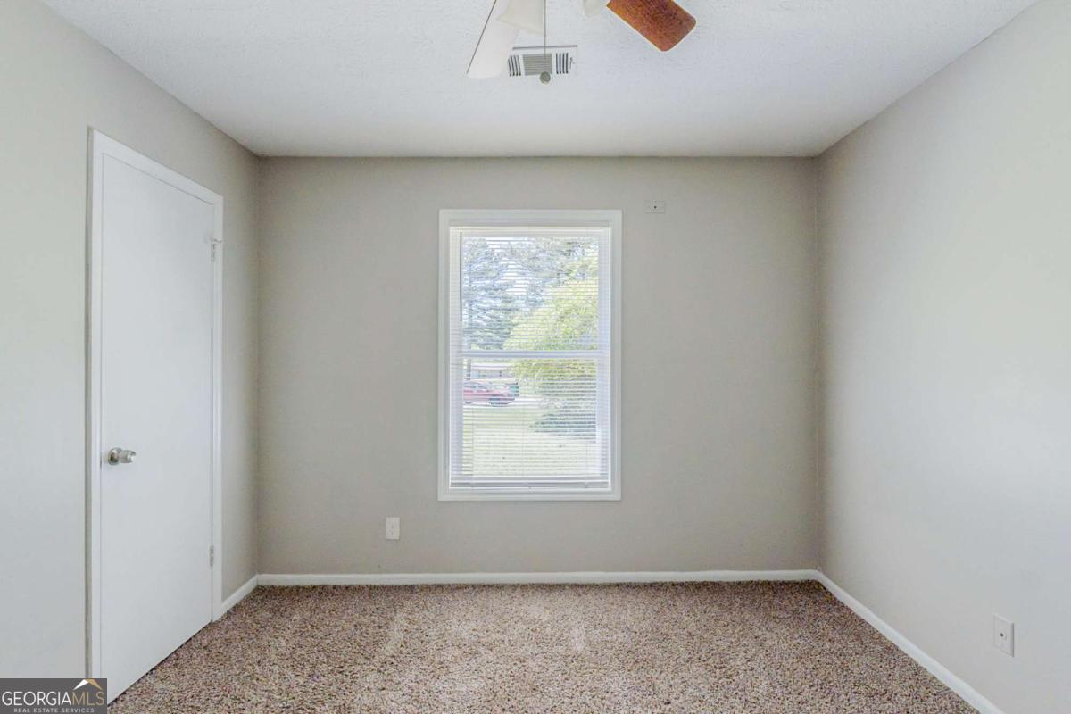 1665 Dunbarton Drive Property Photo 13