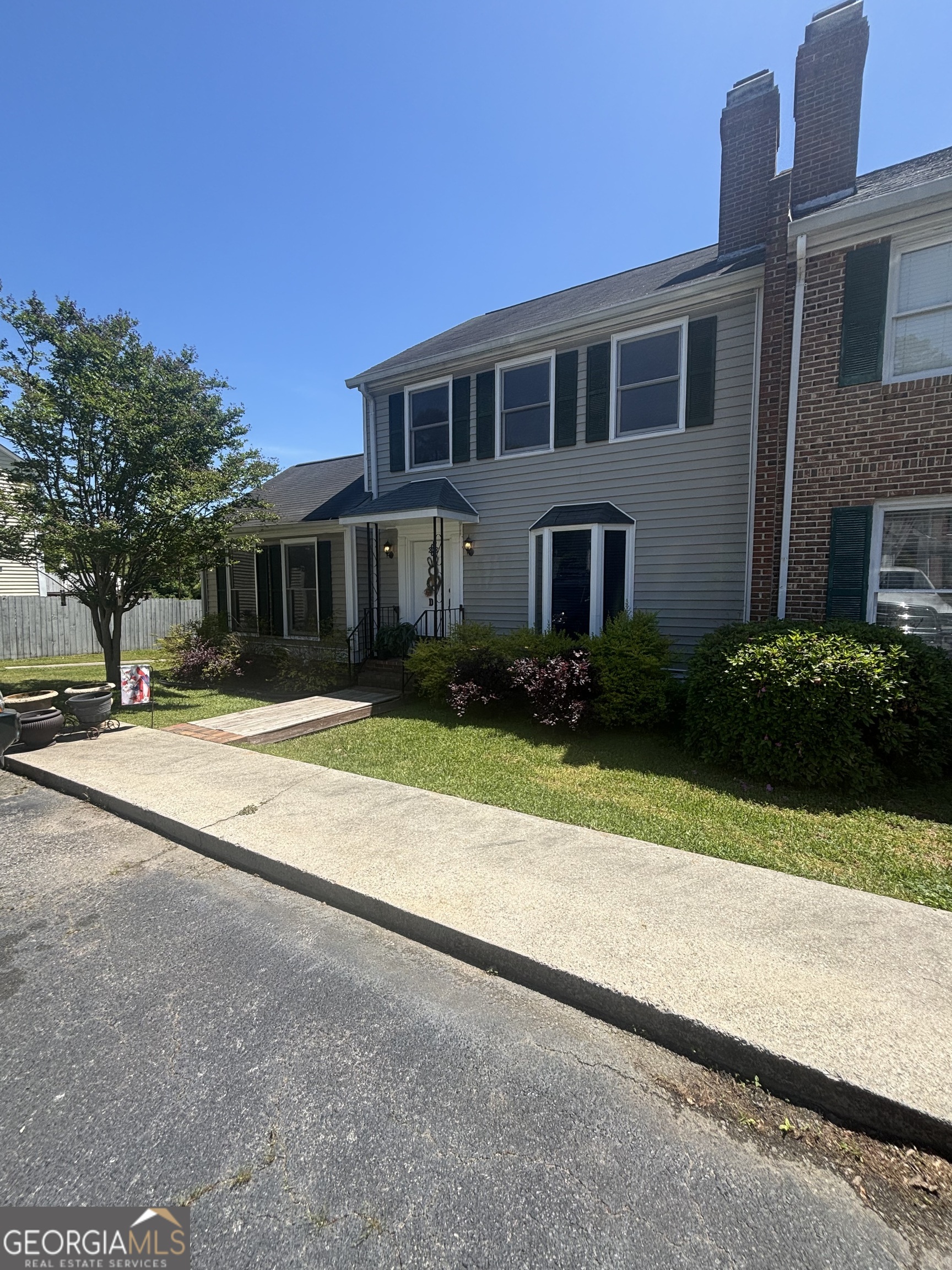 1985 Briarcliff Road Property Photo