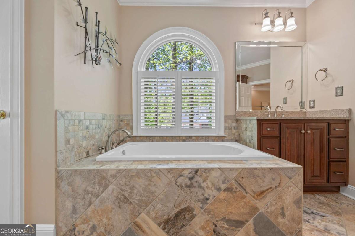 1270 Arizona Bend Property Photo 34