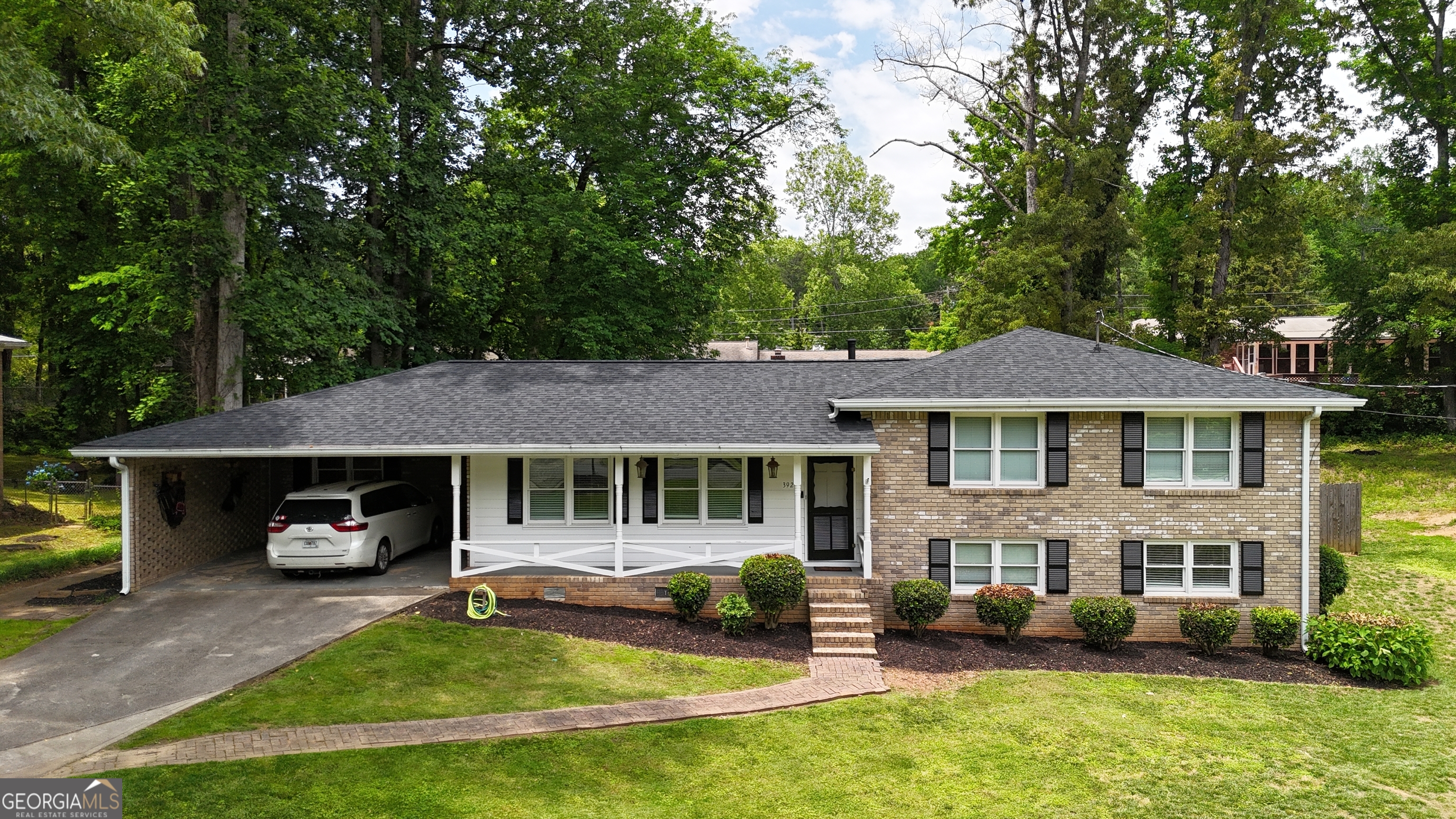 3925 Chicamauga Drive Ne Property Photo 1
