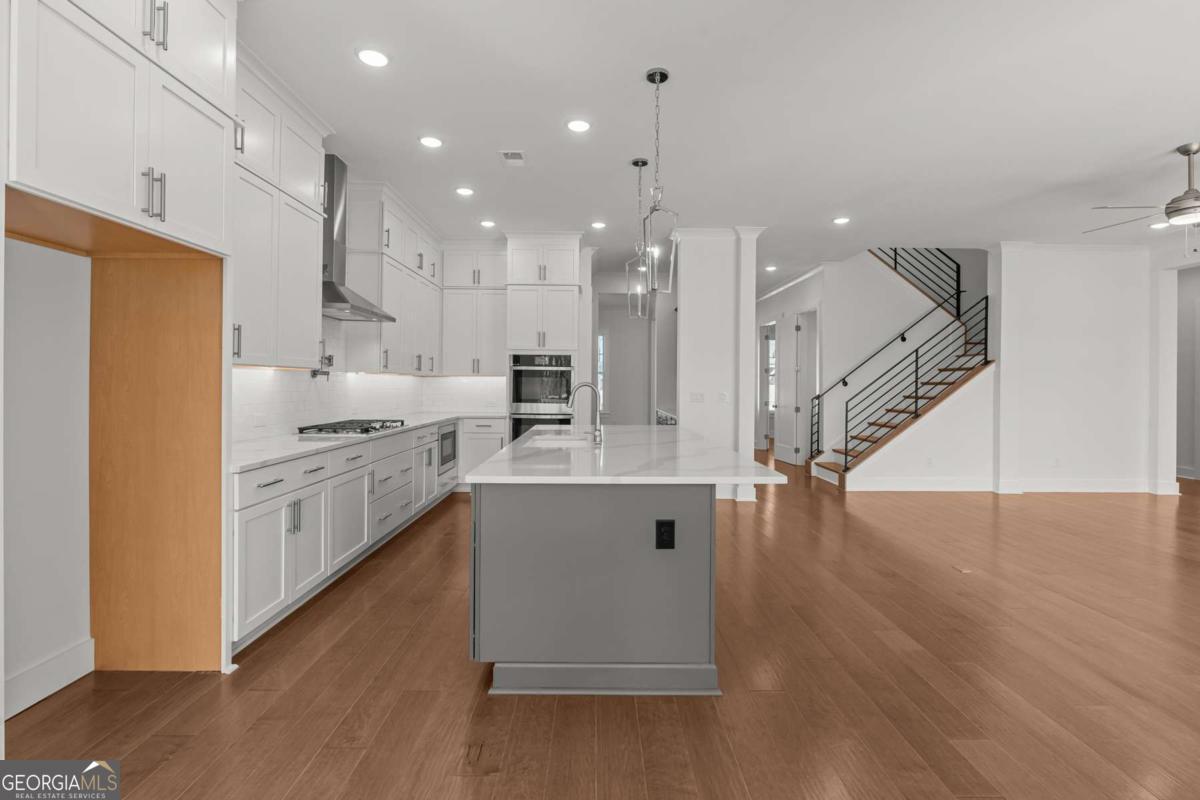 2023 Fern Mountain Lane Property Photo 12