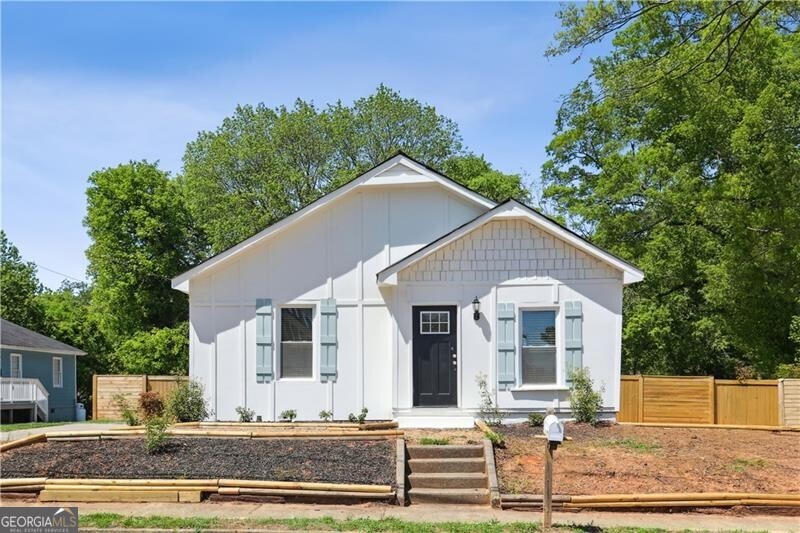 130 South Avenue Se Property Photo 1