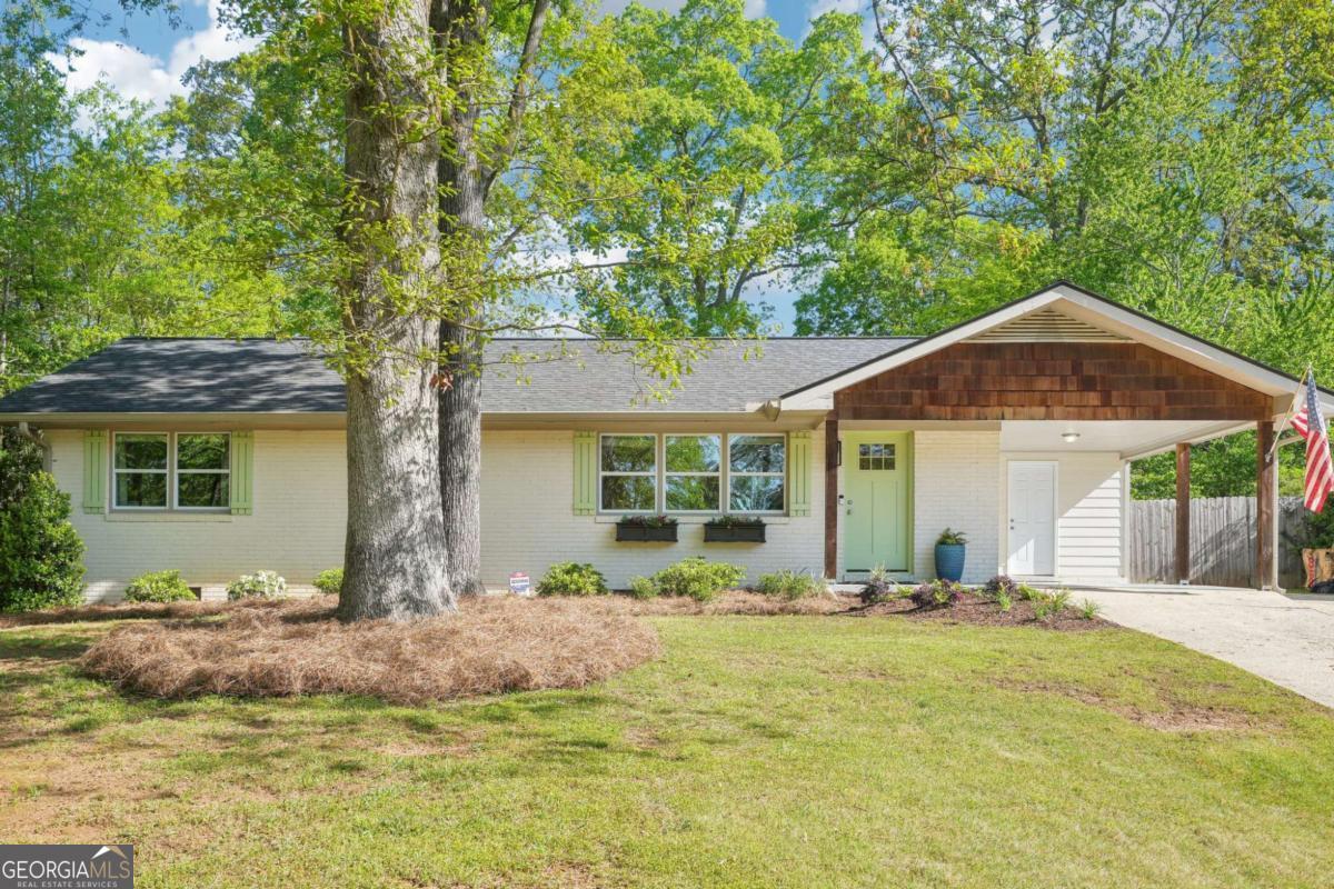 1137 Oakdale Drive Se Property Photo 1